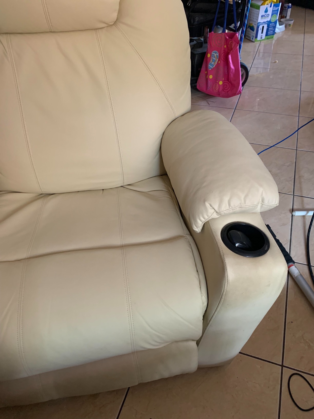 MCombo Electric Power Lift Recliner Chair Sofa with Massage and Heat for Elderly, 3 Positions, 2 Side Pockets, and Cup Holders, USB Ports, Faux Leather 7040 (Grey, Medium) customer photo 2