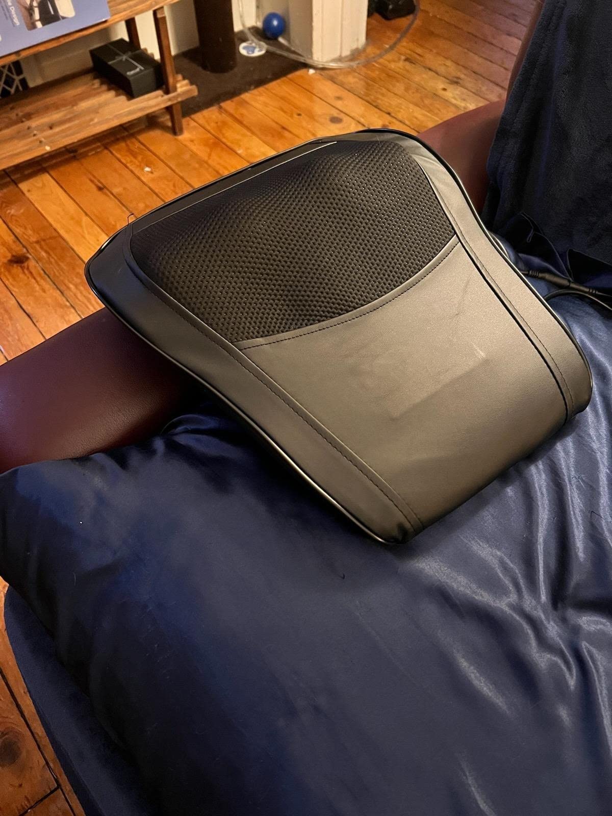 Boriwat Back Massager with Heat - 3D Kneading Massage Pillow for Back, Neck, Shoulder, Leg Pain Relief, Gifts for Women Men Mom Dad customer photo 2