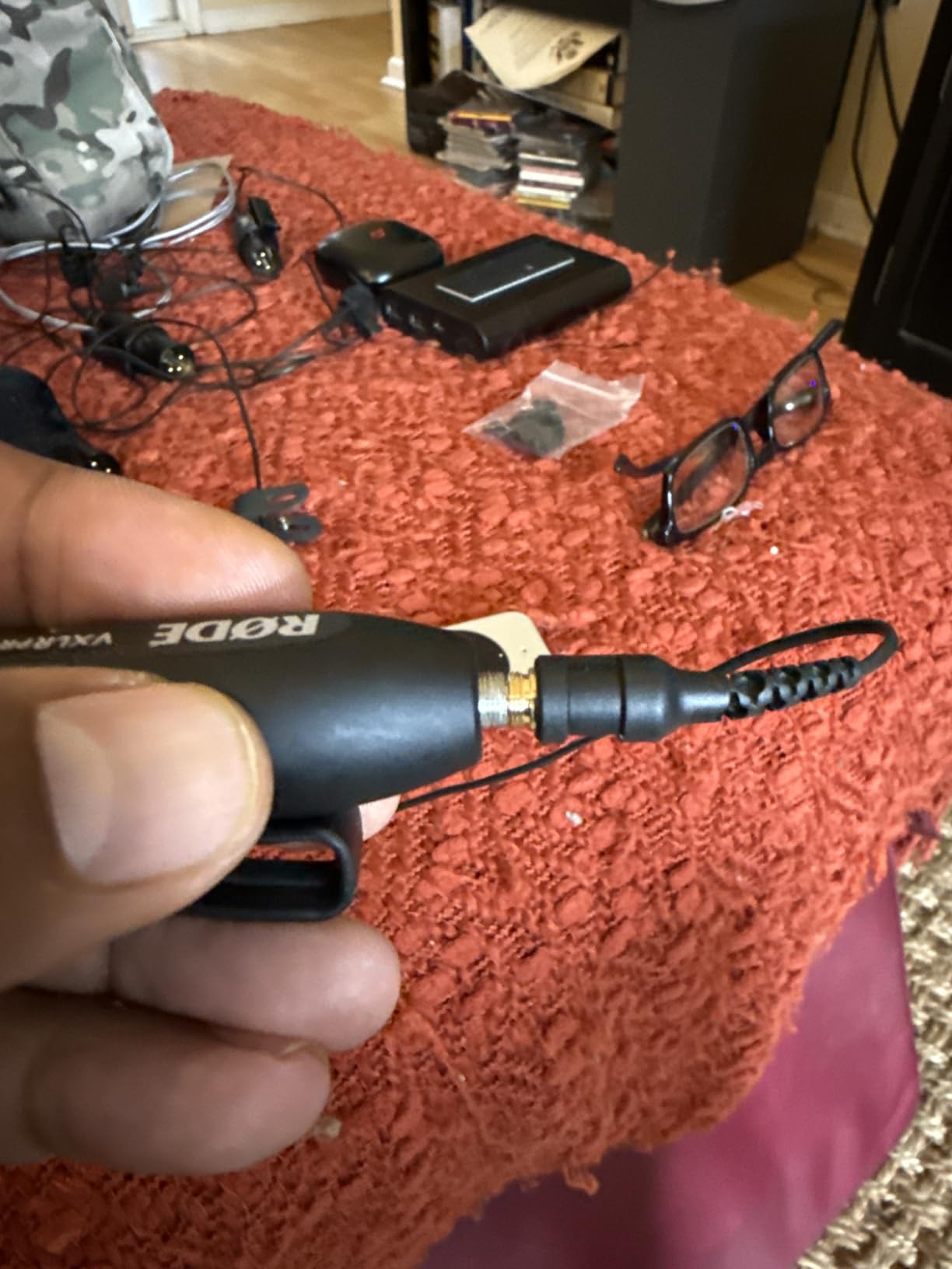 RODE Lavalier II Ultra-Low-Profile Lavalier Microphone customer photo 1