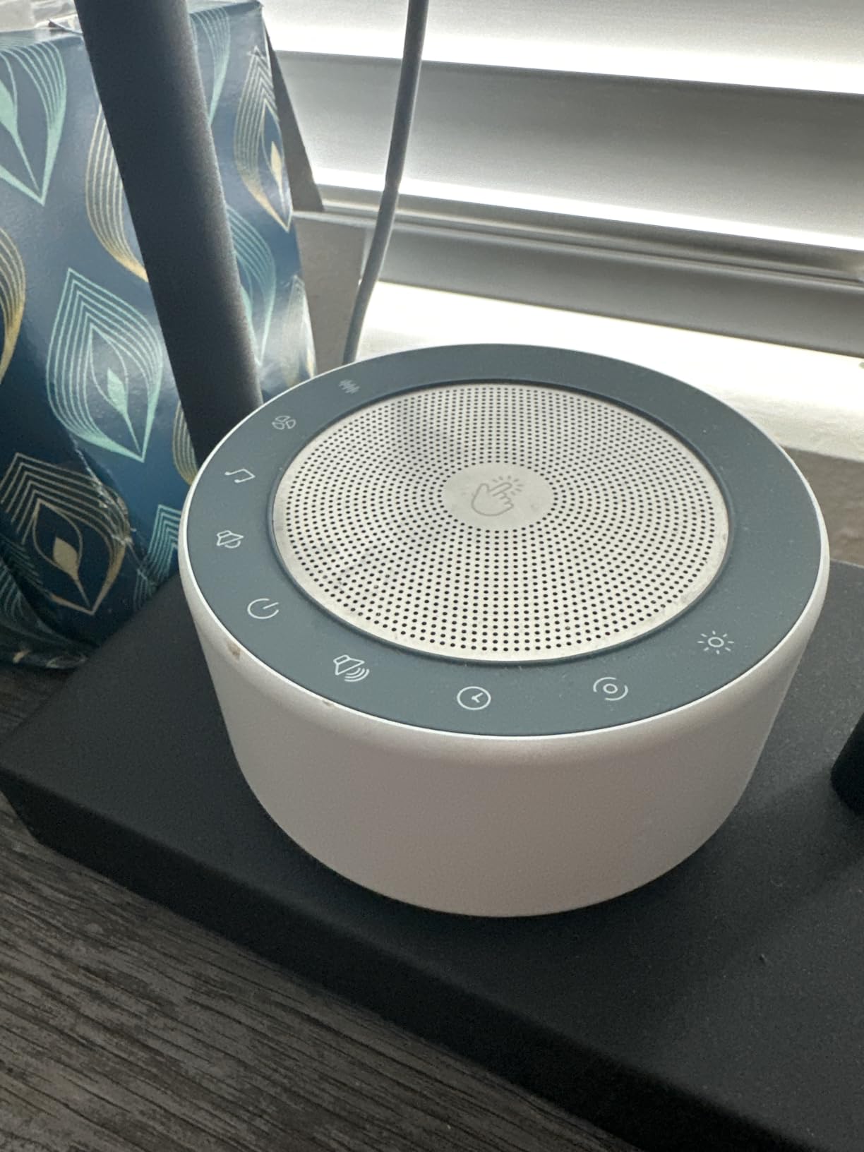 White Noise Machine for Baby & Adults, 30 Soothing Sounds, Sleep Sound Machine with 8 Color Night Light, Memory Function, White Noise for Sleeping, Nursery, Office, Travel & Relaxation customer photo 1