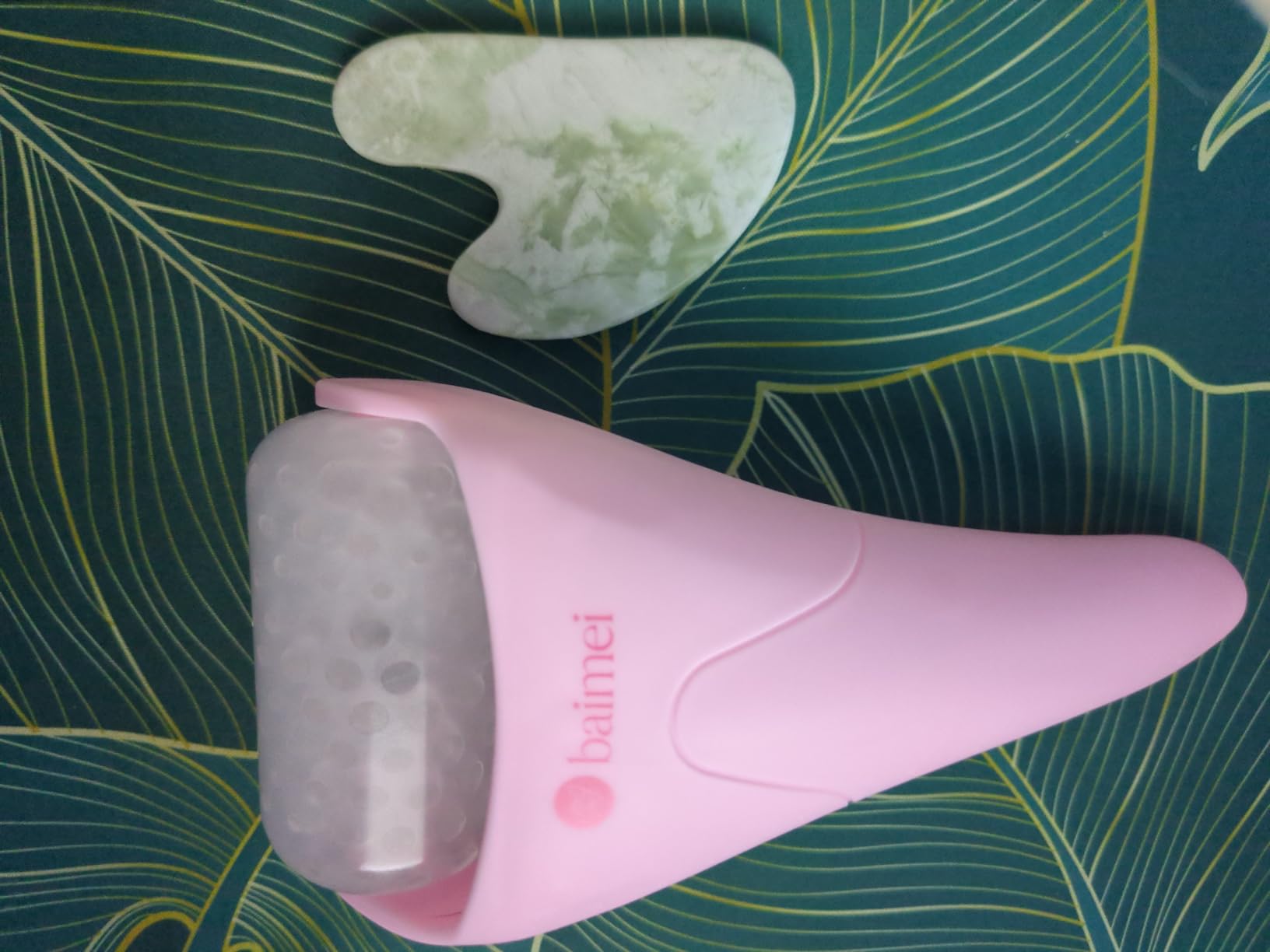 BAIMEI IcyMe Ice Roller for Face & Gua Sha Set, Depuff & Migraine Relief | Cooling Smoothing Guasha Tool for Face & Ice Roller, Daily Beauty Skincare Tool for Home Spa, Self Care Gifts for Women customer photo 1