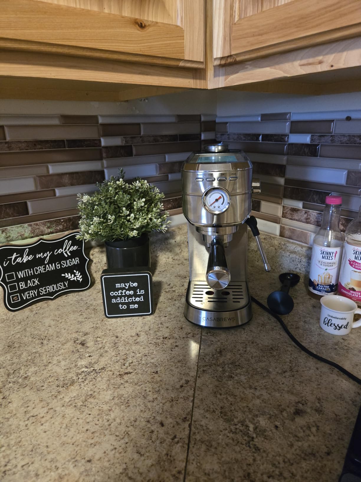 CASABREWS CM5418 Compact Espresso Machine with Milk Frothing Steam Wand, 20-Bar Pump customer photo 1