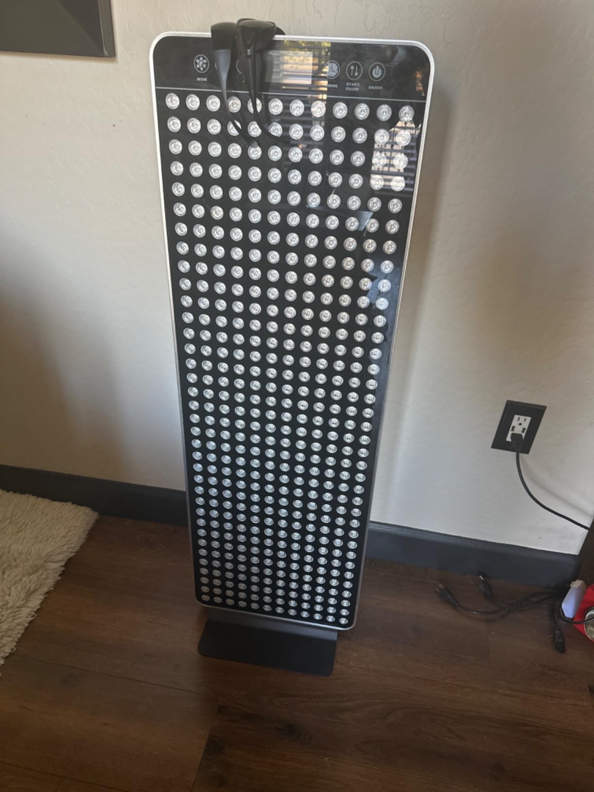 Exesas Elite-Pro Series 9-Wavelengths Red Light Therapy Device for Full Body, Near Infrared Dual-Chip Clinical Grade LED Panel with Stand & Remote (Elite-PRO 360LED) customer photo 1