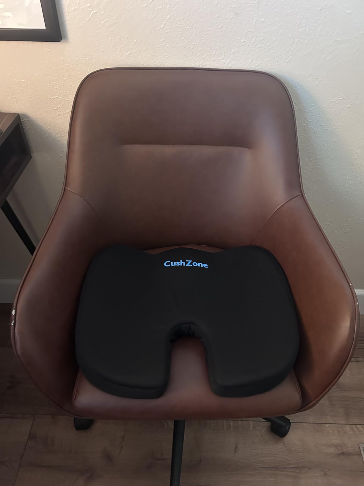 Office Chair Seat Cushion, Cooling Gel Enhanced Memory Foam Cushion for Long Sitting - Back, Sciatica, Coccyx, Tailbone Pain Relief Pillow - for Office, Gaming, Car, Wheelchair - Black, Large customer photo 2