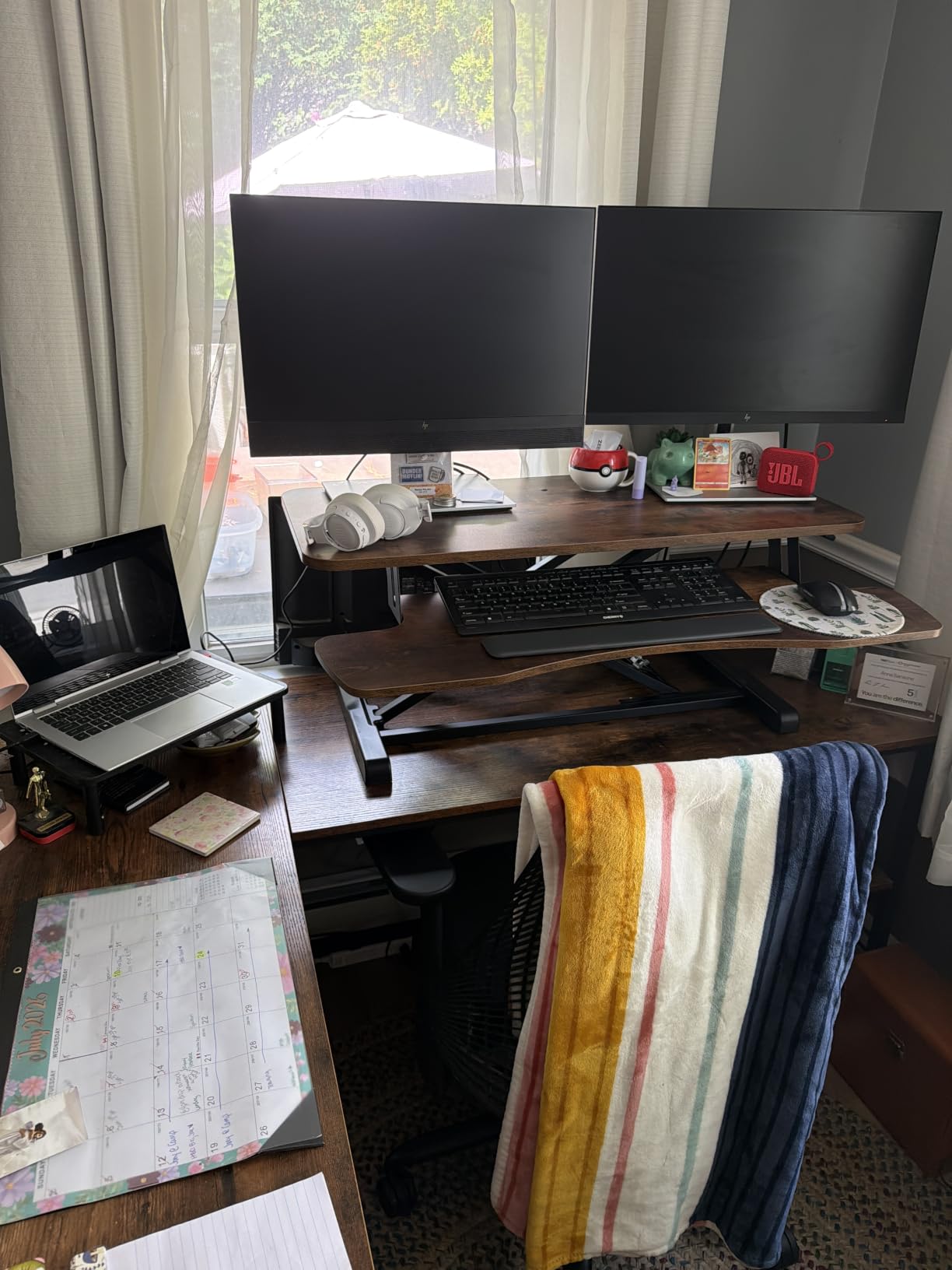 VIVO 28 inch Desk Converter, K Series, Height Adjustable Sit to Stand Riser, Dual Monitor and Laptop Workstation with Keyboard Tray, Black, DESK-V028KB customer photo 2