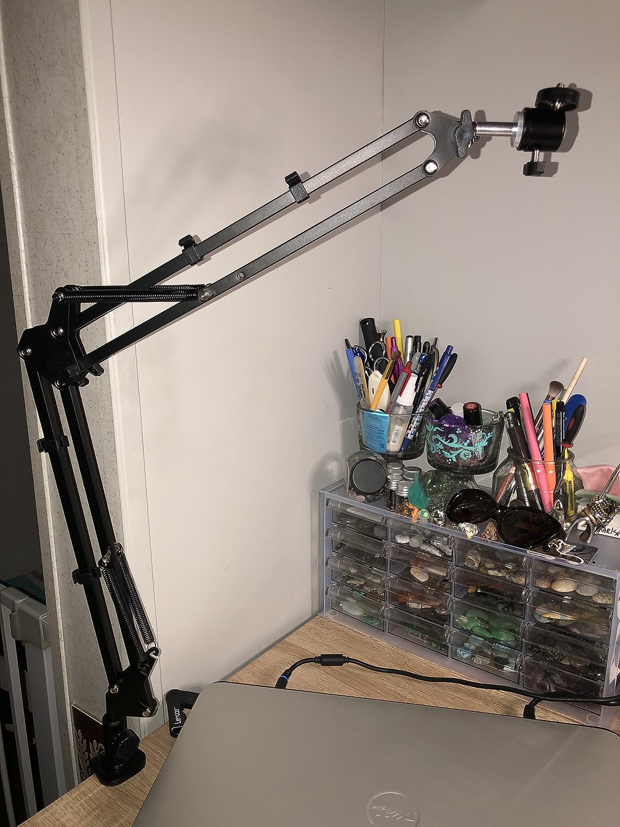 Overhead Camera Mount, Desk Camera Mount with Articulating Arm, 5lb Load Capacity, 360° Adjustable Stand for Phone/DSLR/Webcam, C-Clamp Tabletop Mount for Video Recording, YouTube, Live Streaming customer photo 1