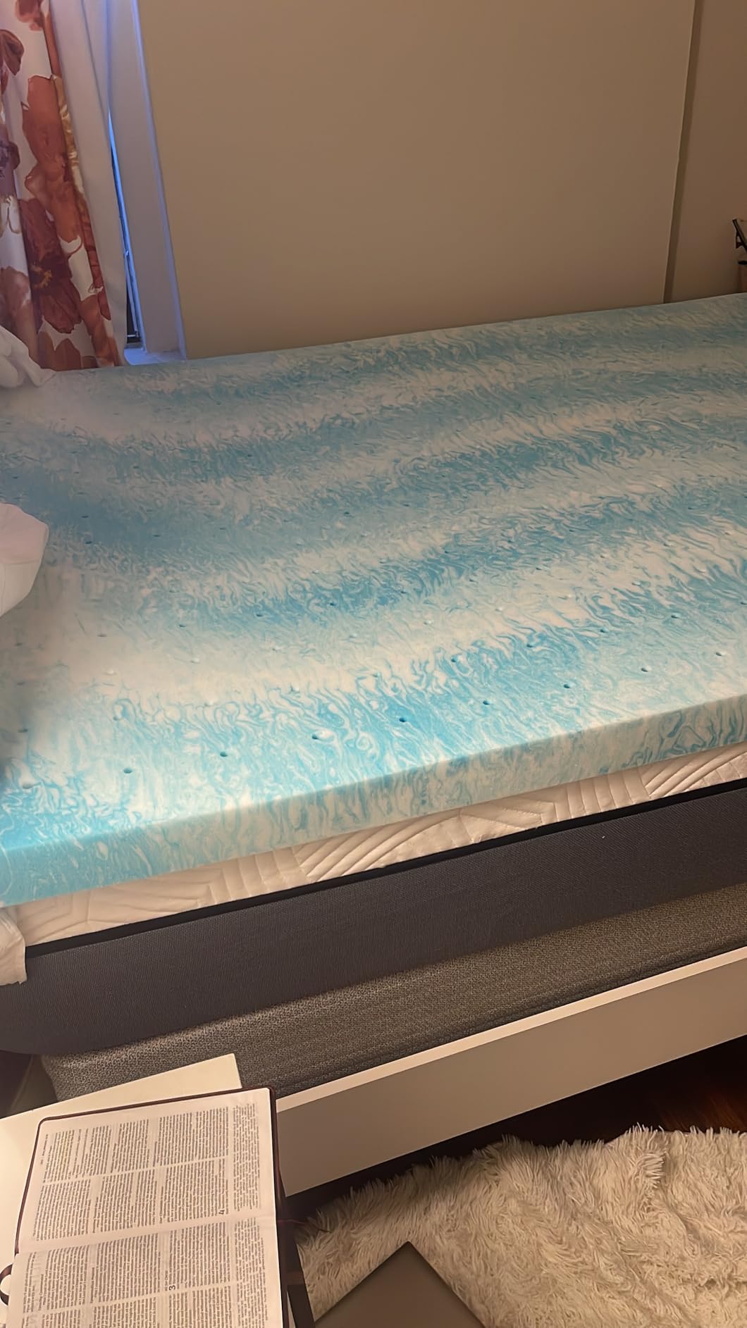 PERLECARE 3 Inch Queen Memory Foam Mattress Topper, Cooling Gel Infused Mattress Pad, Ventilated Bed Topper for Pressure Relief, Made with CertiPUR-US Certified Foam, Blue customer photo 2