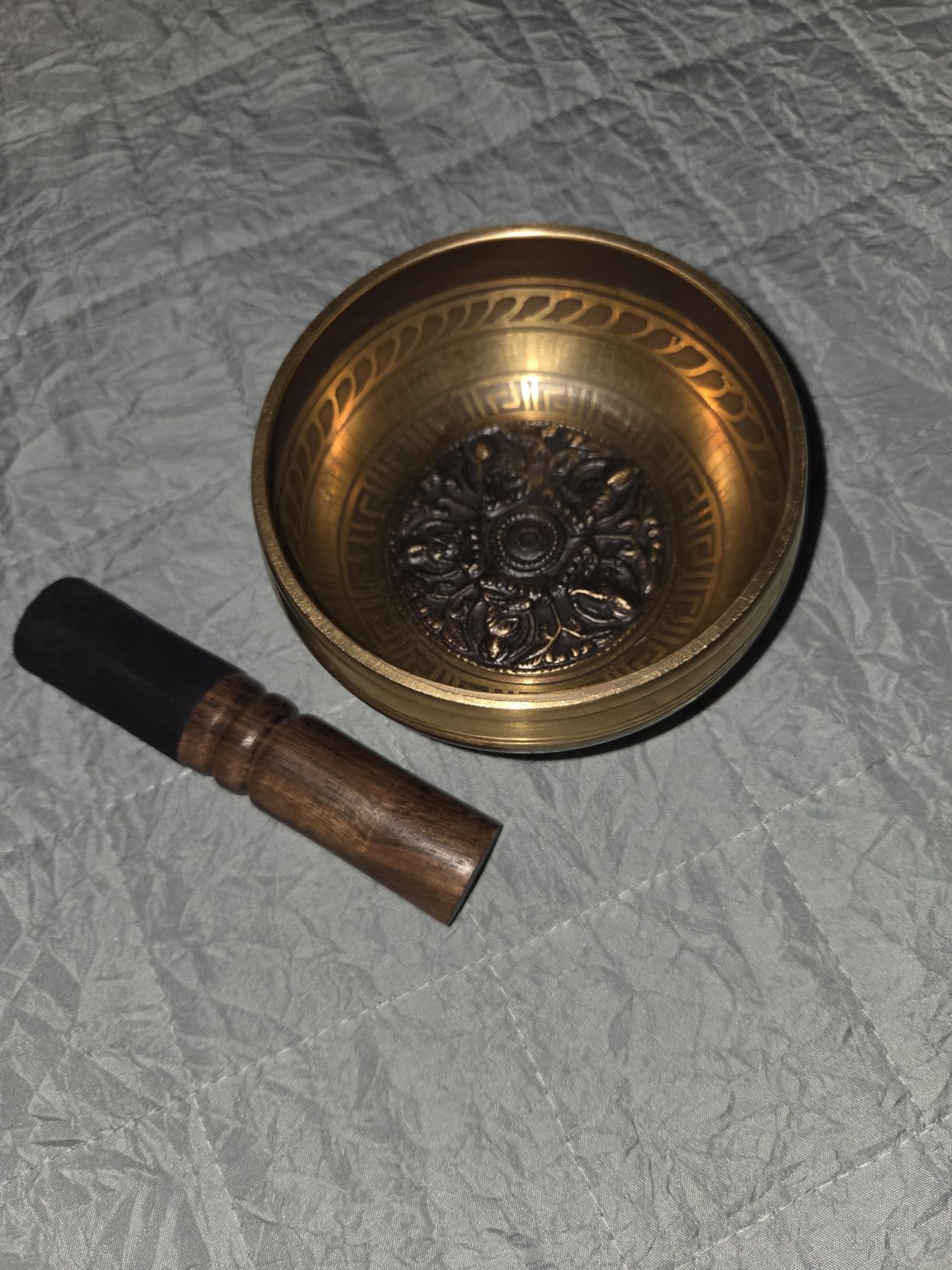 Hihealer Tibetan Singing Bowls, Large Authentic Meditation Sound Bowl | Handcrafted Bronze Singing Bowls, Nepal Chakra Bowls Set, Healing Spiritual Gifts for Women customer photo 2