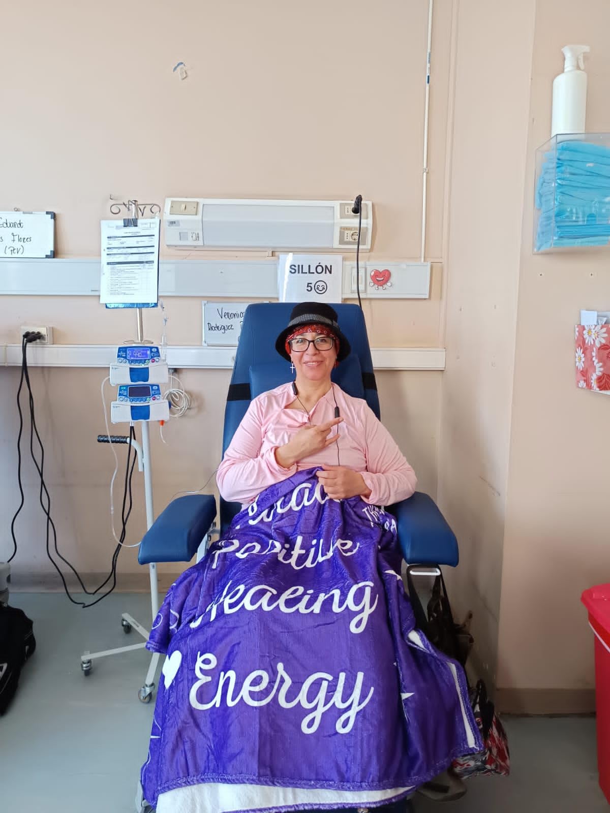 Chemo Care Package, Cancer Care Gifts for Women with Blanket, Socks, Journal, Tumbler (Purple) customer photo 1