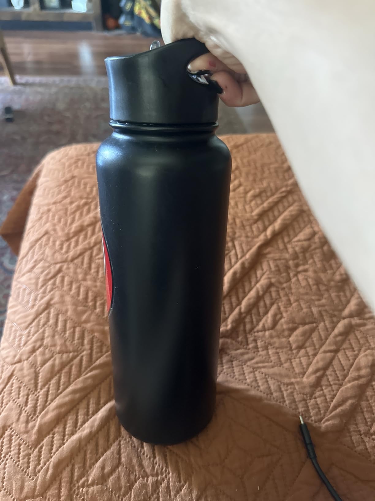 40 oz Insulated Water Bottle with Straw, Stainless Steel Sports Water Bottles with 2 Lids (Straw and Wide Mouth lid), Double Wall Vacuum, Leakproof, BPA-Free, Black customer photo 1