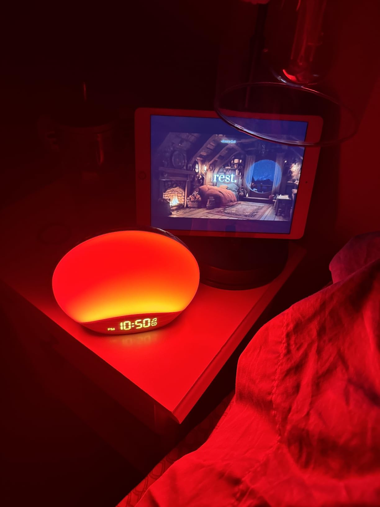 REACHER Wood Grain Sunrise Alarm Clock and Sound Machine Nightlight, Digital Dimmable Clock for Bedroom, 26 Sleep Sounds, White Noise Machine for Baby, Adults, Wake Up Light Alarm Clock for Kids customer photo 1