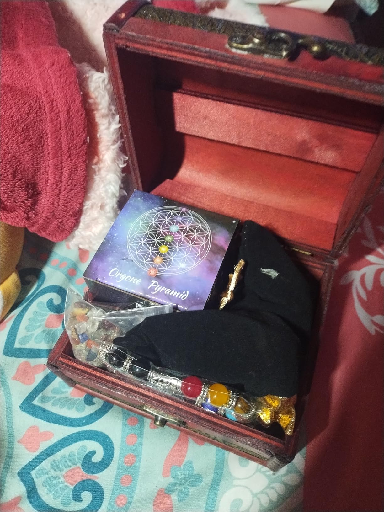 Healing Crystals and Stones Set, Protection Crystal Gift for Women | 23 Pcs Crystal Set, with Thumb Worry Stones, Bracelets, 7 Chakra Stones, Orgone Pyramid, for Positive Energy Balance customer photo 1