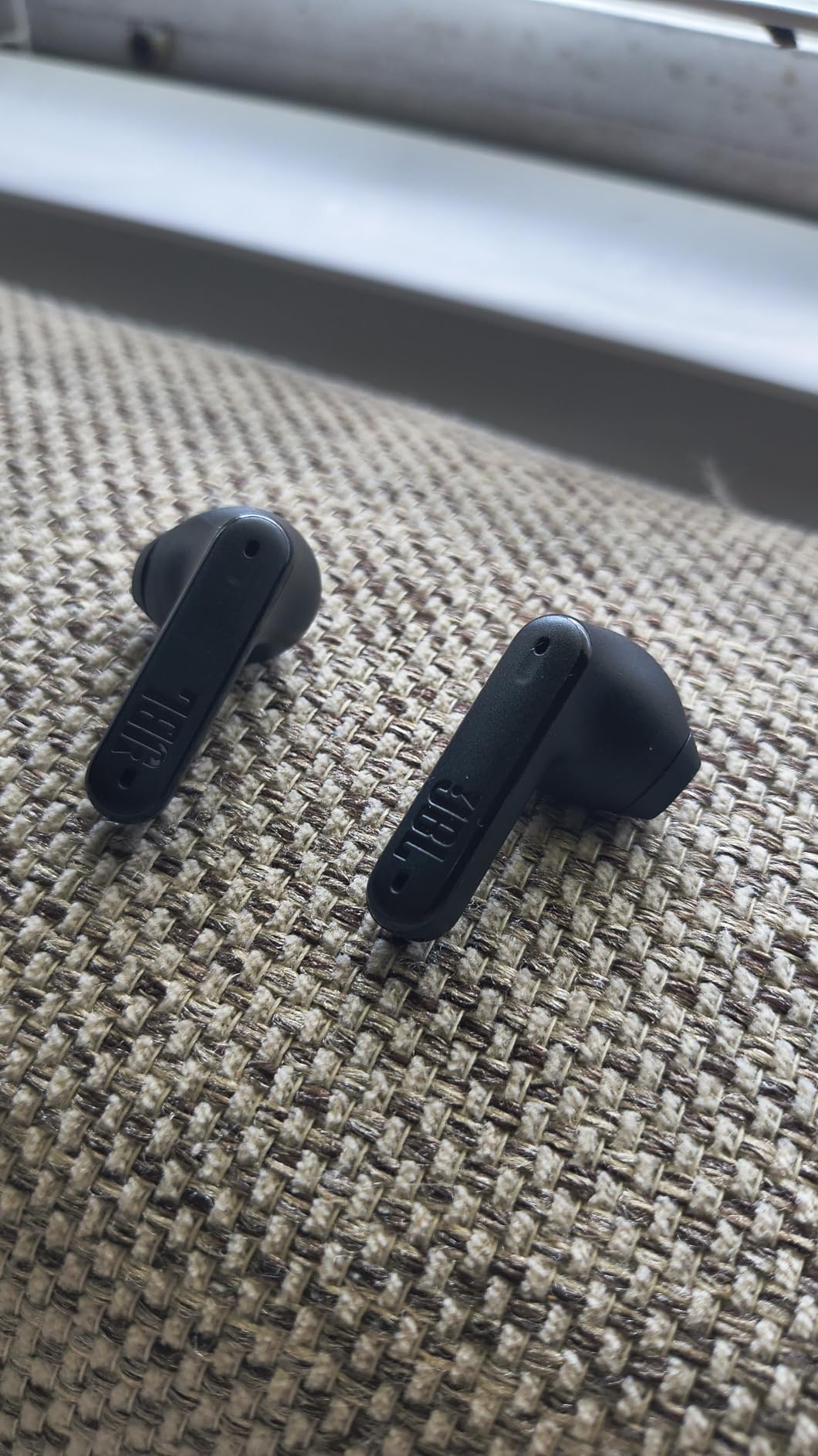 Tune Flex - True Wireless Noise Cancelling Earbuds (Black), Small | JBL Pure Bass Sound, Active Noise Cancelling with Smart Ambient, 4 mics for perfect calls, Up to 32 hours of battery life customer photo 2