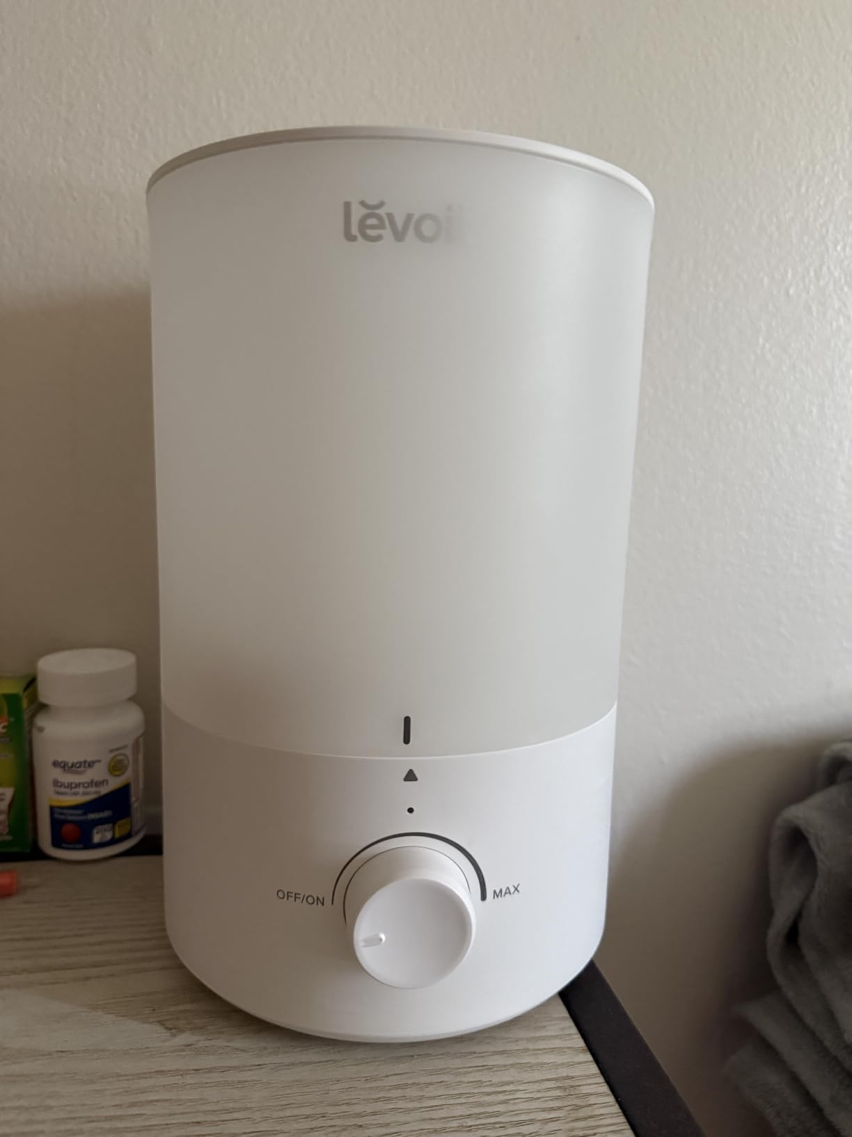 Levoit Top Fill Humidifiers for Bedroom, 2.5L Tank for Large Room, 28dB | Easy to Fill & Clean, Quiet Cool Mist Air Humidifier for Home Baby Nursery & Plants, Auto Shut-off for Safety, 25H Lasting customer photo 1