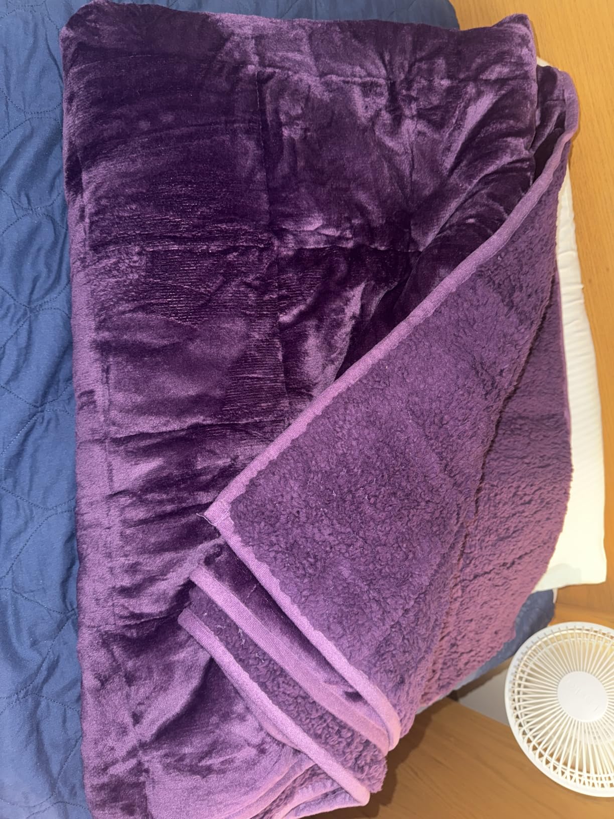 Uttermara Weighted Blankets for Adults Queen Size, 15lbs 60x80 inches | Soft Plush Fleece; Warm Cozy Sherpa; Machine Washable; Filled with Glass Beads; Heavy Throw for Sleep and Calm; Purple customer photo 1