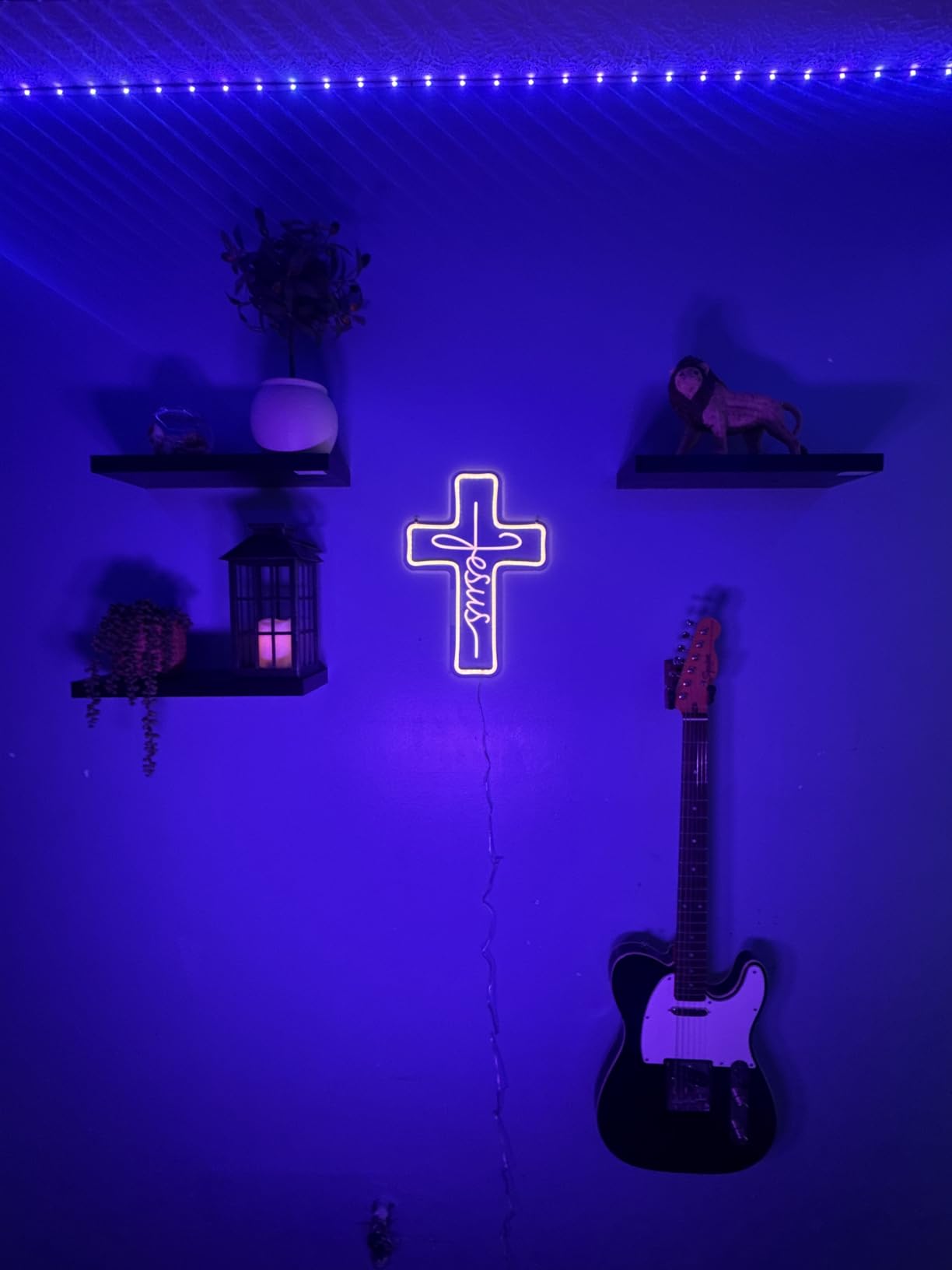 Green Alien Neon Signs, Dimmable LED Neon Signs for Wall Decor Bedroom Man Cave Game Room Home Bar Party Decor, LED Alien Neon Light for Kids Birthday Gift (Green Alien) customer photo 1