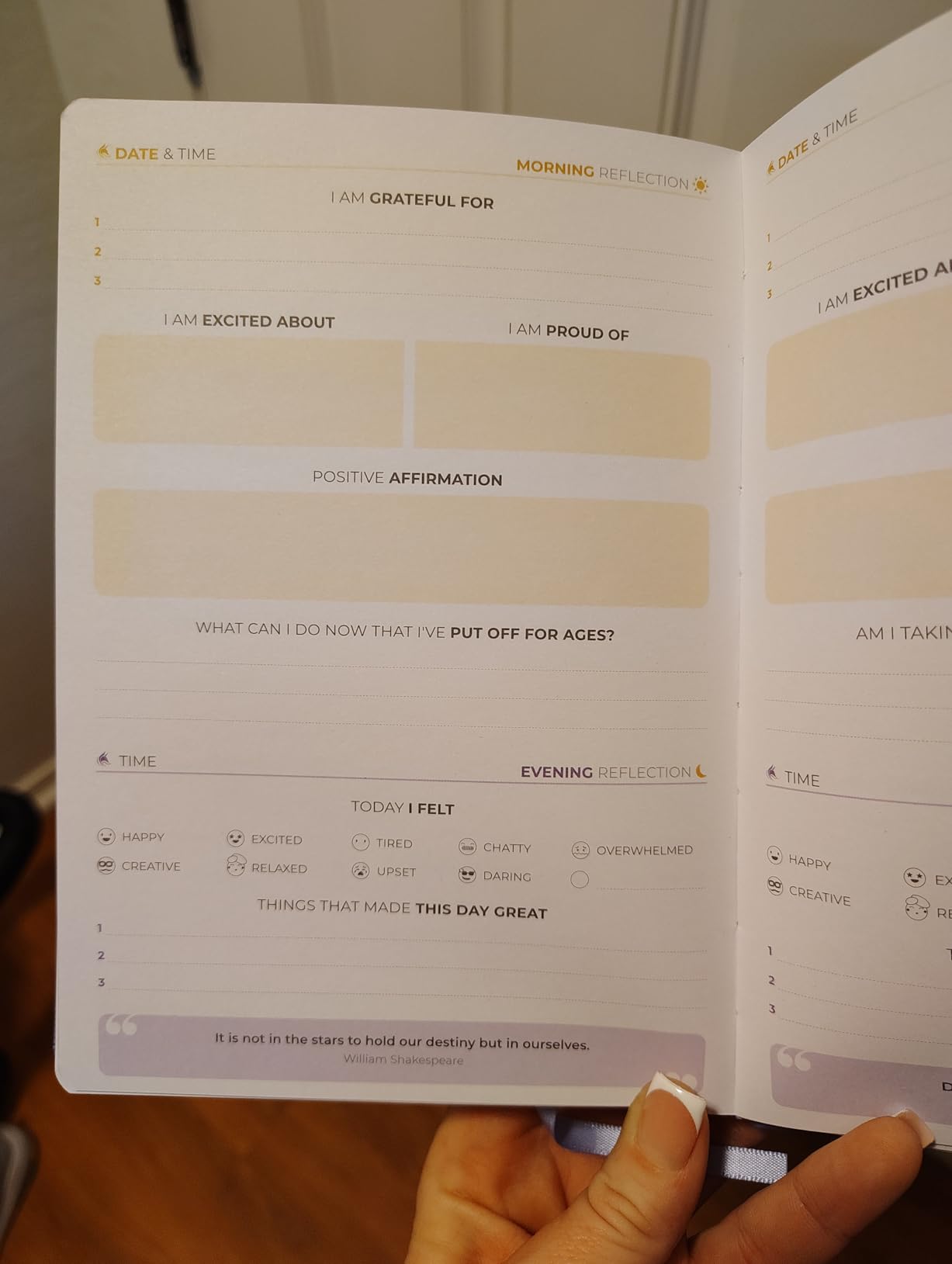Clever Fox 4 Minute Journal, Guided Daily Habit Tracker Lavender | 5.8