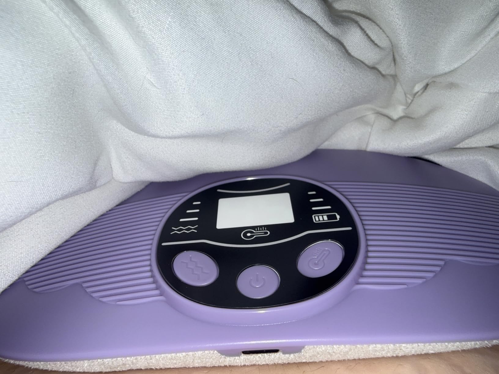 HOTBAG Heating Pad for Period Cramps, Portable Cordless 3S Fast Period Heating Pad Cramp Relief with 3 Heat Levels and 3 Massage Modes, Electric Heating Pad for Pain Relief Gifts for Women (Purple) customer photo 1