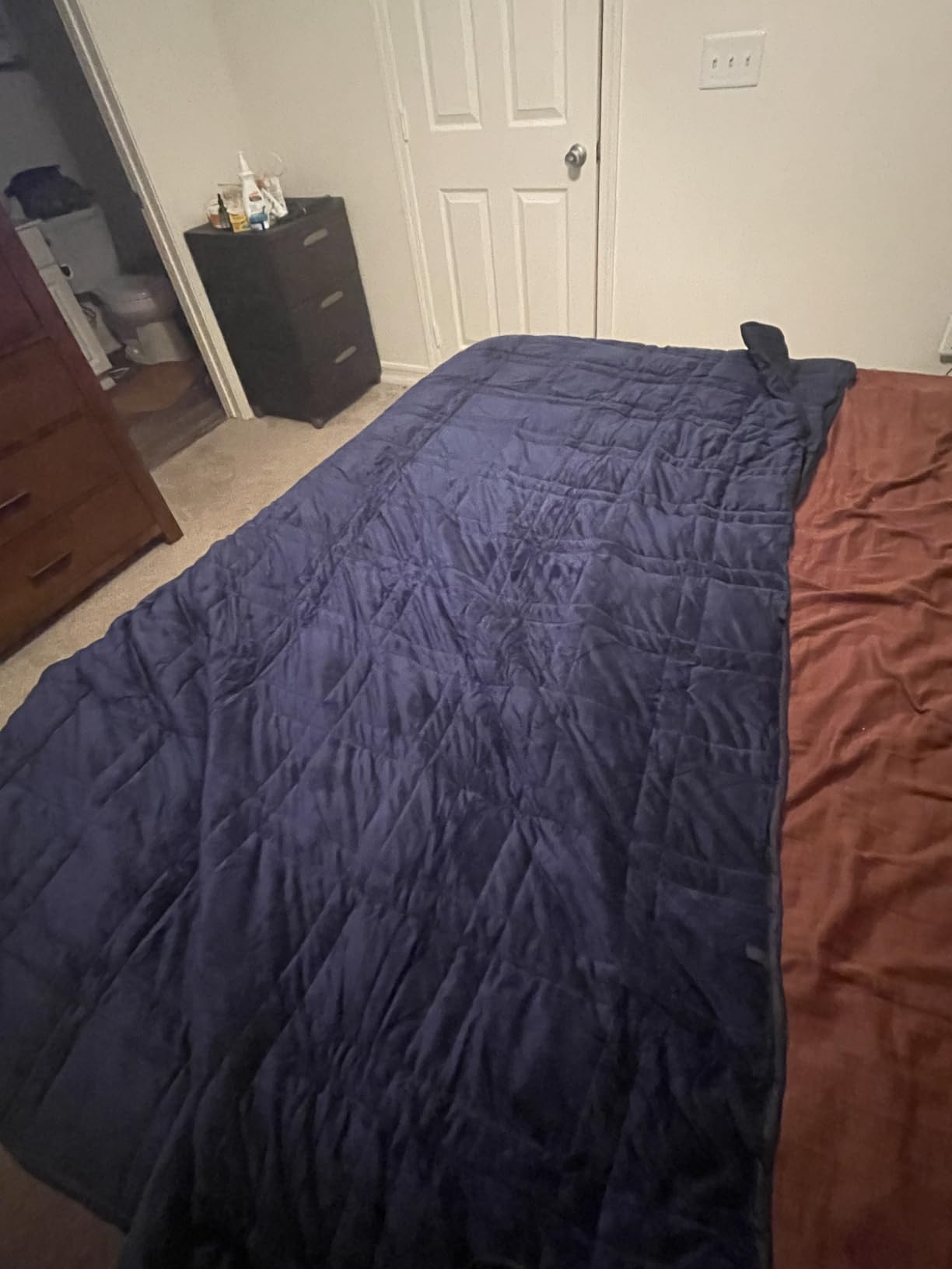 King Size Weighted Blanket 45lb(88''x104'', Dual-Sided), Cozy Warm Velvet & Cooling Tencel Fabric Reversible King Weighted Blanket for Adults & Couples All Season Use - Carry Bag Included, Dark Grey customer photo 2