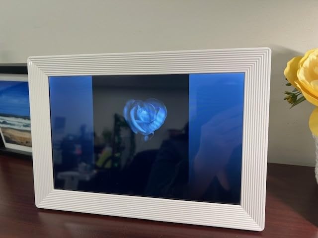 Digital Picture Frame, Frameo 15.6'' Digital Photo Frame WiFi Large Display customer photo 2