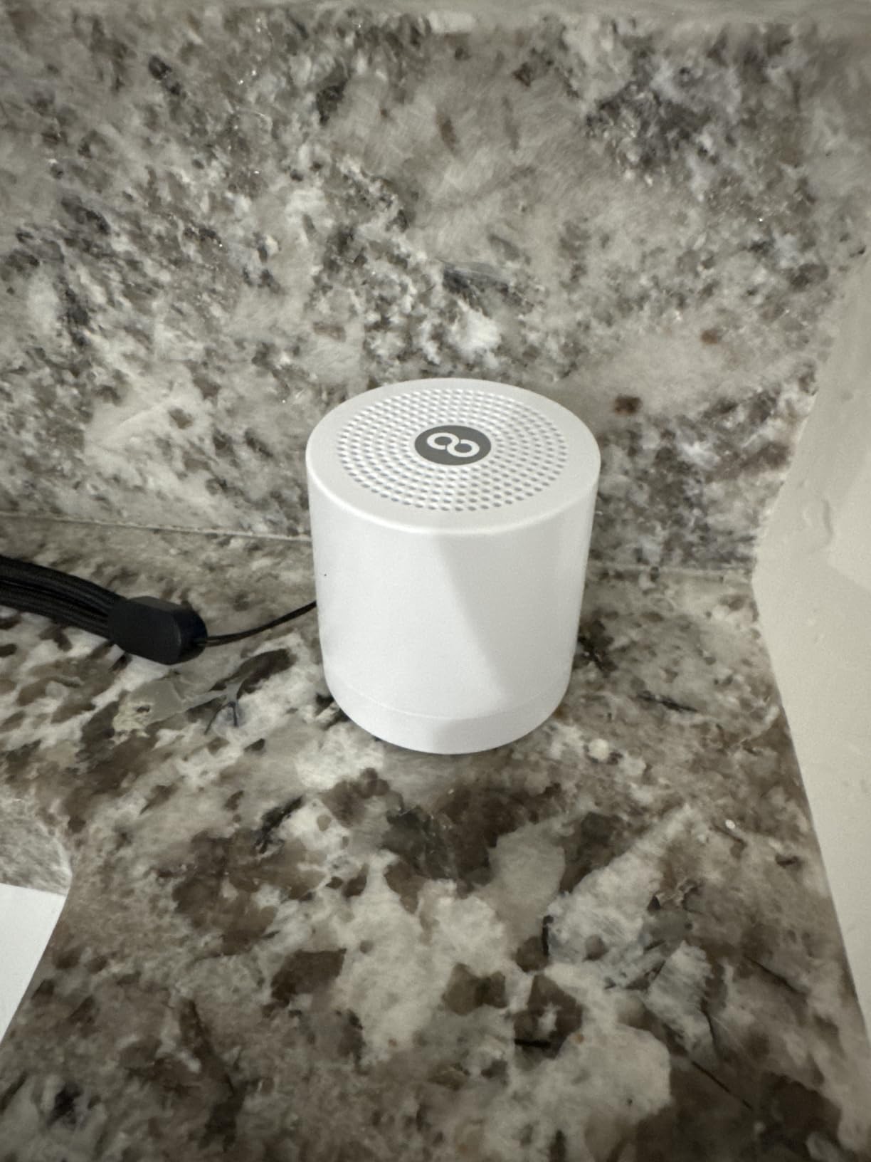 White Noise Sound Machine with 30 Soothing Sounds 36 Adjustable Volume Brown Noise Sound Machines for Sleep Office Privacy Bedroom 4 Timers Memory Function Sleep Sound Machine Baby Adult Elderly Care customer photo 2