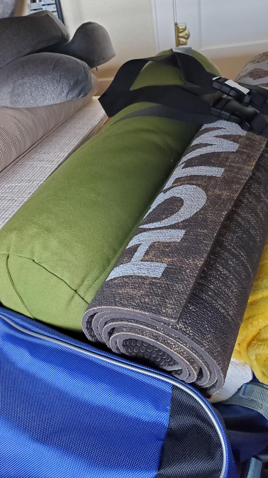 Organic Buckwheat Bolster(24X9 in) Yoga Bolster Supportive Yoga Cushion for Restorative Yoga Accessories Meditation Pillow Reading Pillow Floor Pillow Large Round Cylinder customer photo 1