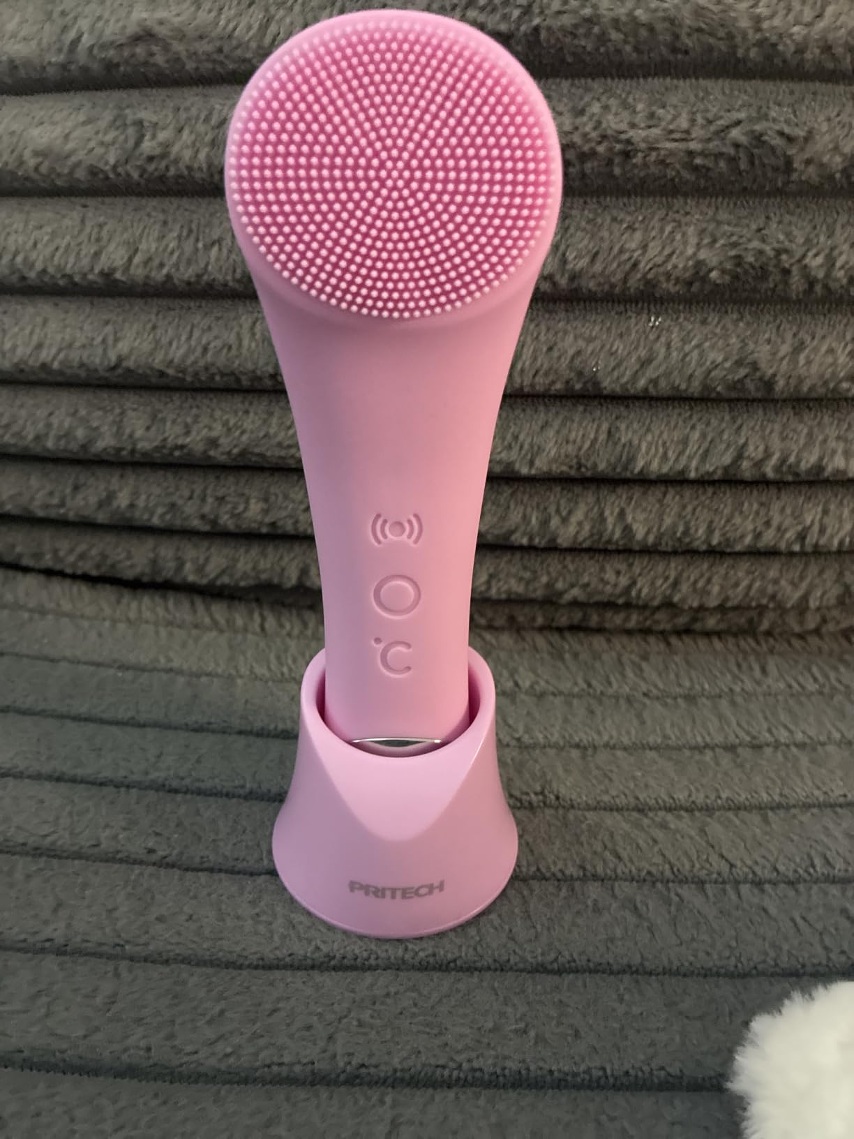 PRITECH Facial Cleansing Brush, Rechargeable Silicone Face Scrubber with Heat Massage End, Vibrating Exfoliator for Deep Cleaning, Waterproof (Pink) customer photo 2