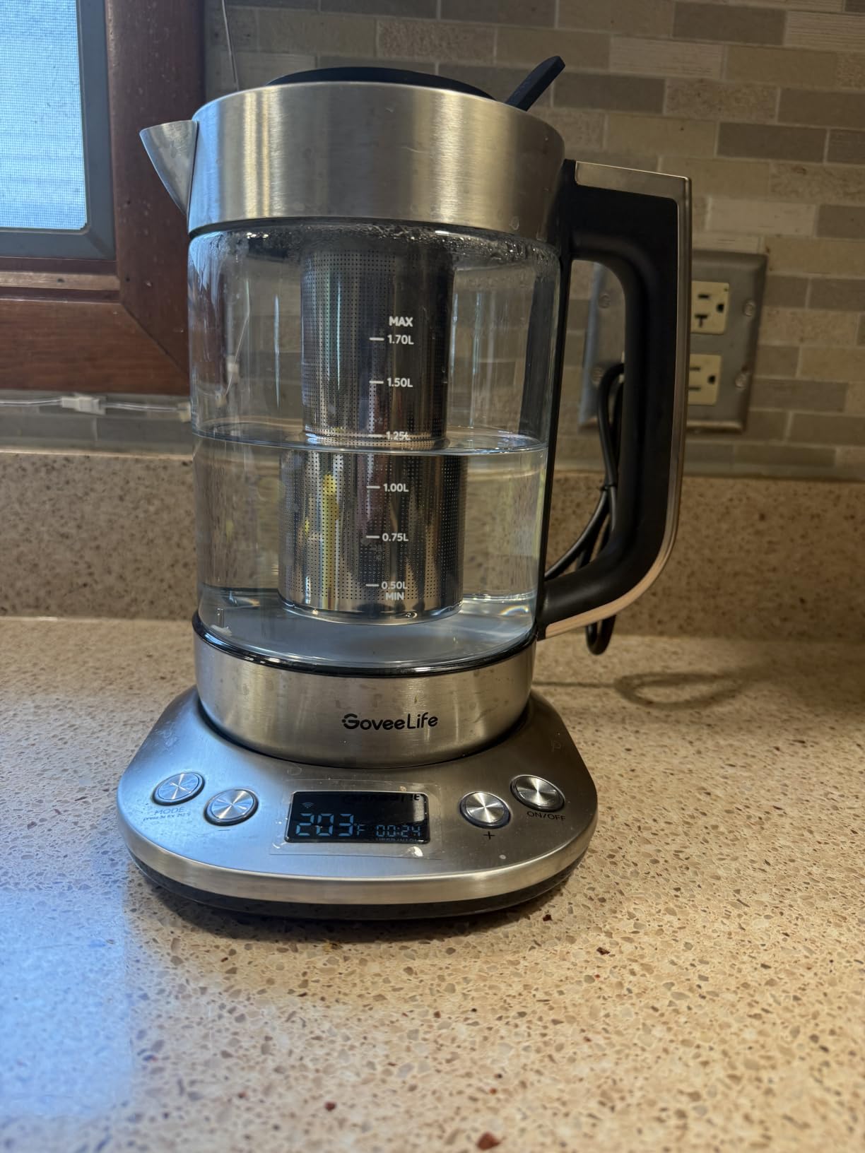 GoveeLife Smart Electric Kettle with Tea Infuser for Loose Leaf, 1.7 L Electric Tea Kettle with Brewing Program, Variable Temperature Control, 2 H Keep Warm & Auto Shut off, BPA Free, Sliver customer photo 1
