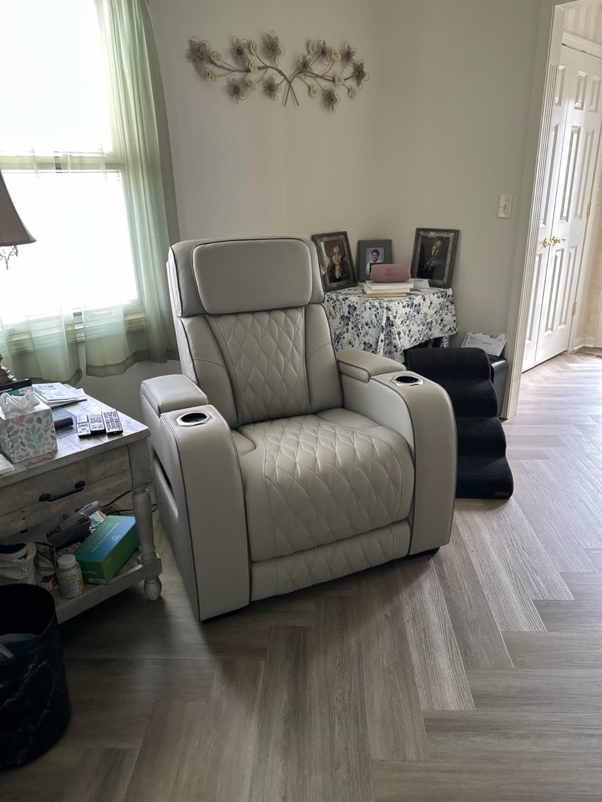 Signature Design by Ashley Boyington Contemporary Leather Match Power Recliner with Adjustable Headrest, Cup Holders, USB Port and Air Massage System, Light Gray customer photo 1