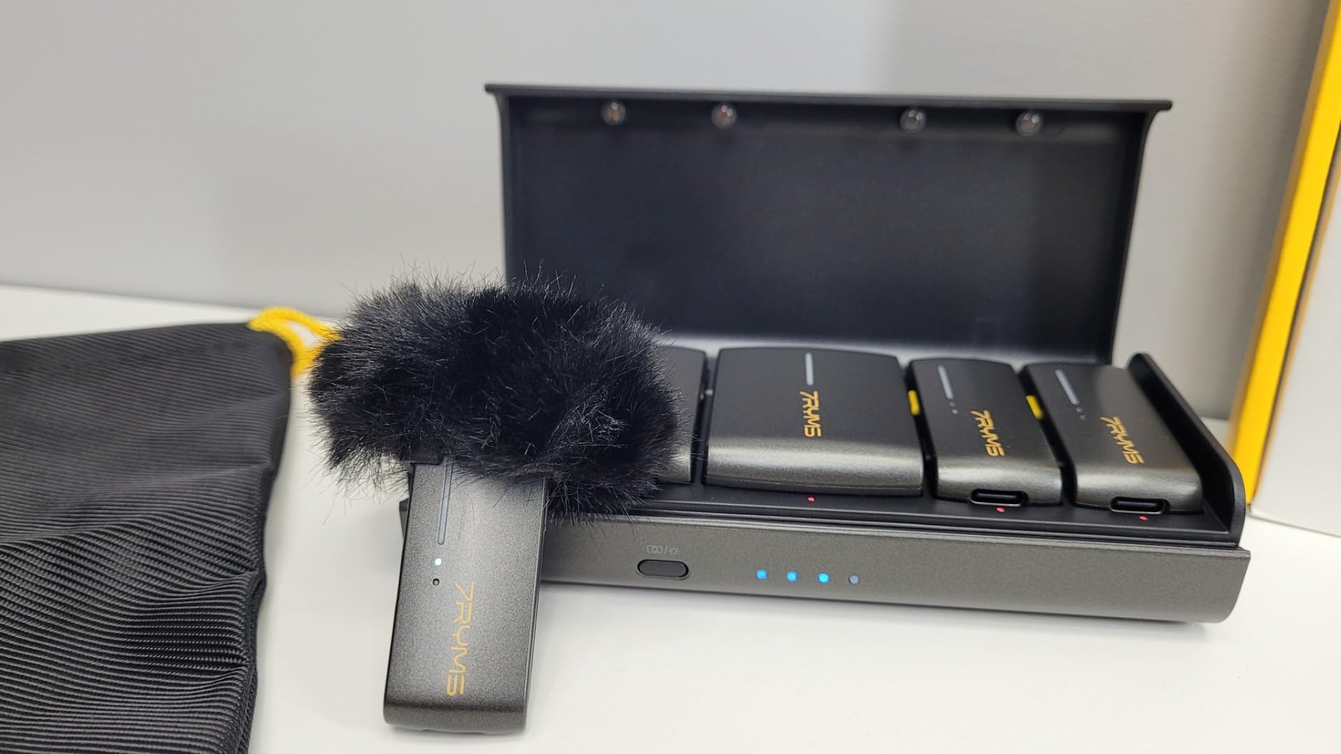 7RYMS iRay DW40 4-Channel Wireless Lavalier Microphone for iPhone, Android | AI Denoise, 656ft Range, 12.5H Working, 48kHz/24bit Wireless Lapel Mic for DSLR Camera, Video Recording Podcast Live-Stream customer photo 2