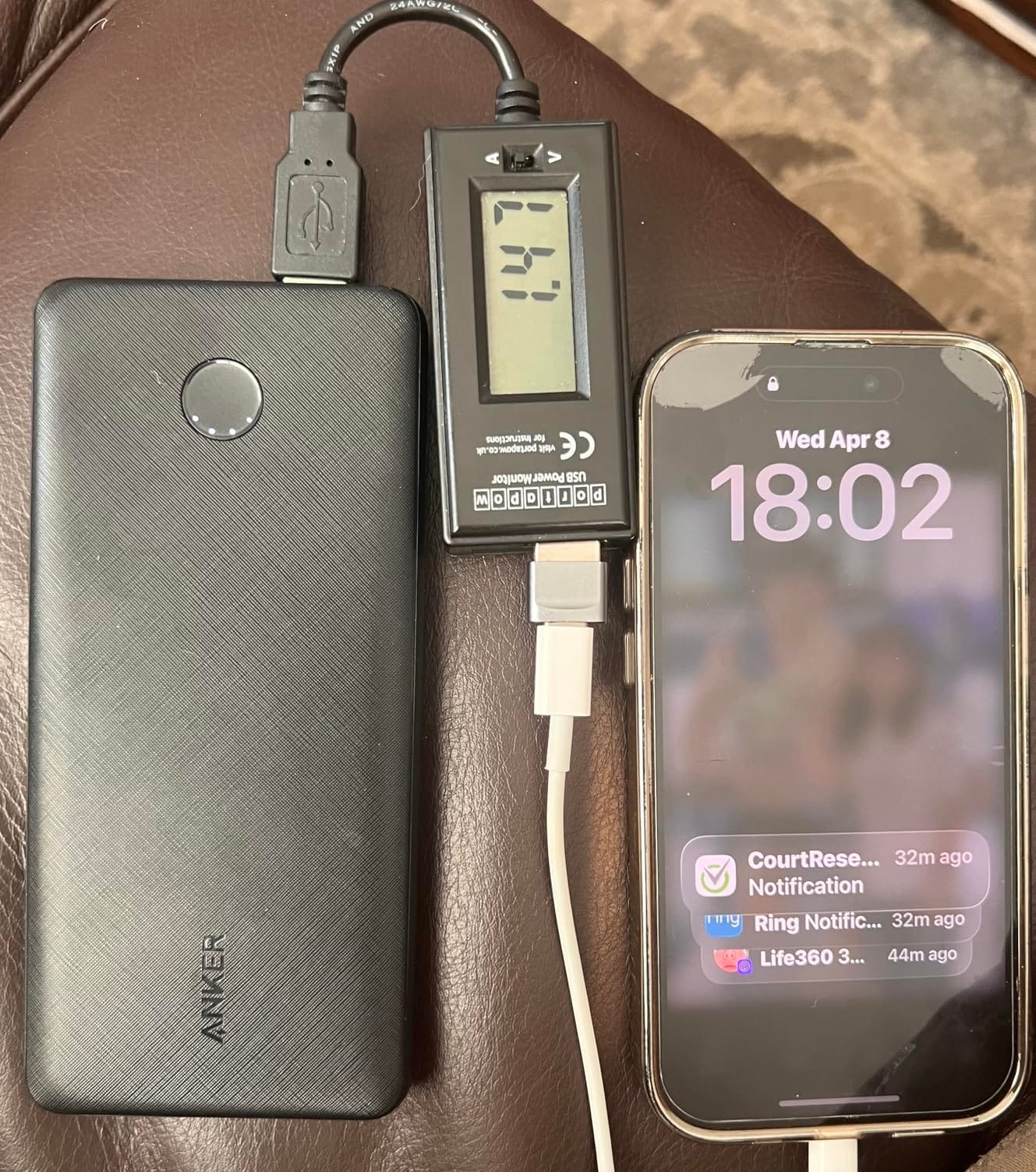Anker Power Bank, 10,000mAh Portable Charger, PowerIQ USB-C Battery Pack customer photo 2