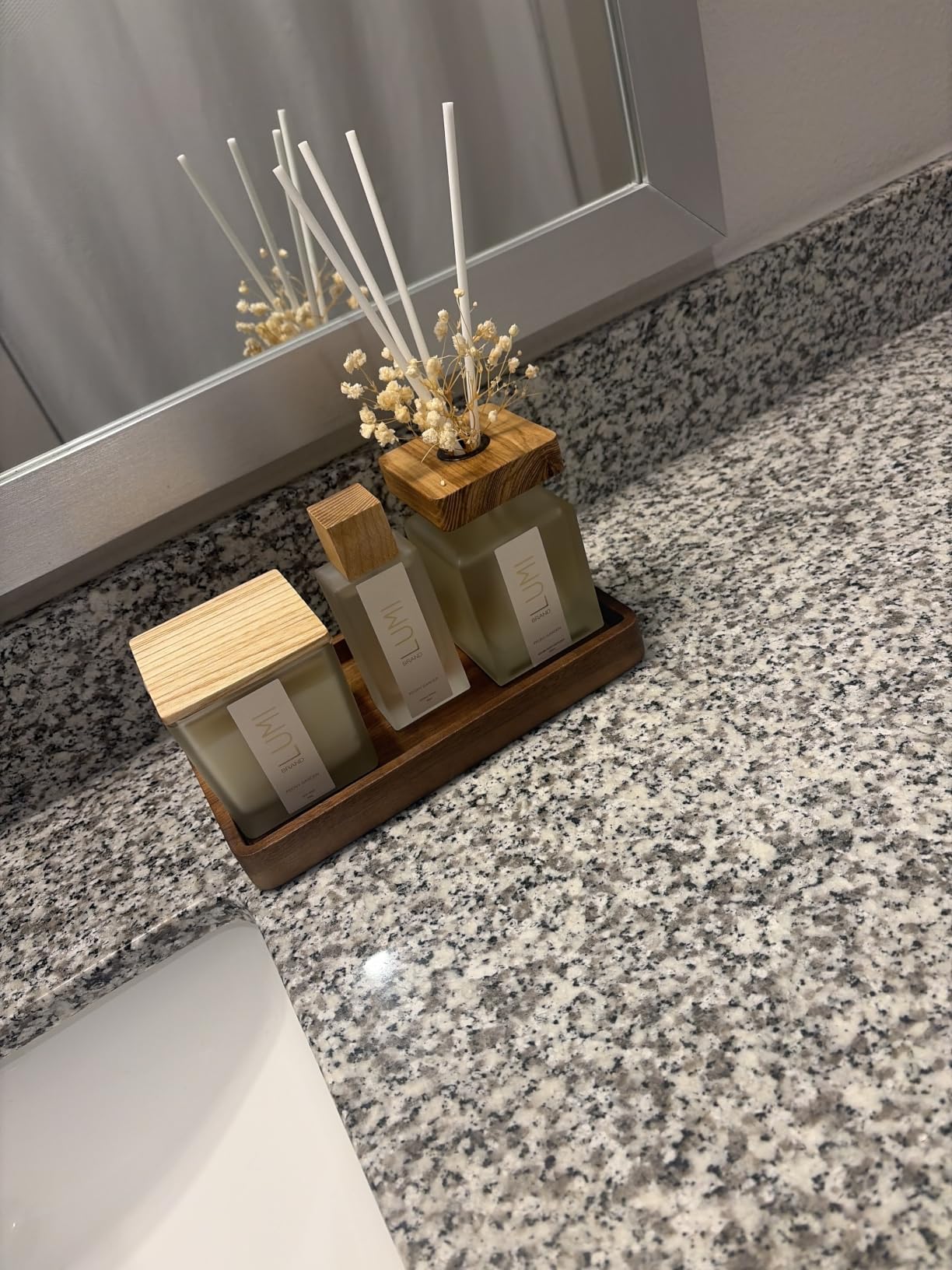 Luxury Aroma Gift Set | Peony Garden Scent - Reed Diffuser, Wood Wick Soy Candle, Room Spray customer photo 1