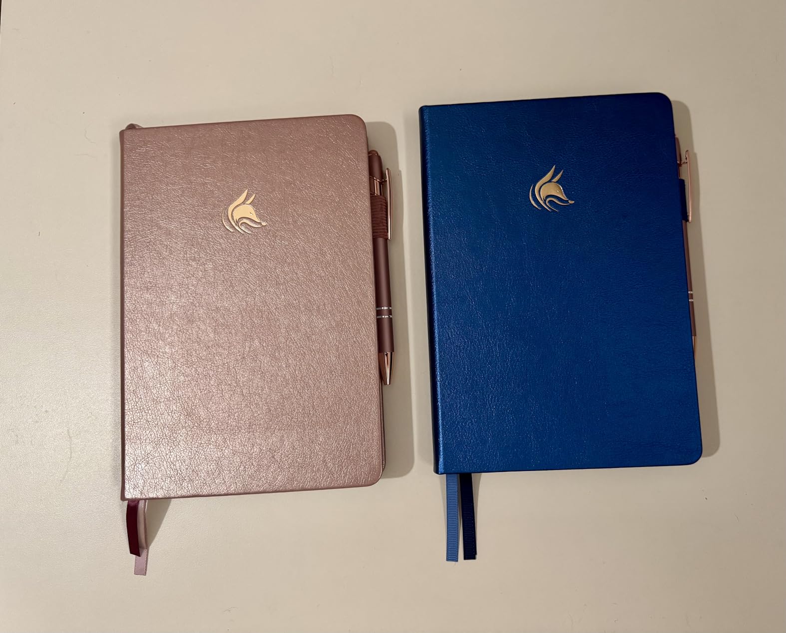 Clever Fox Reading Journal Premium, Book Tracker Log, Rose Gold | A5, gift box, stickers, eco-leather hardcover, reading challenge, guided book reviews customer photo 1