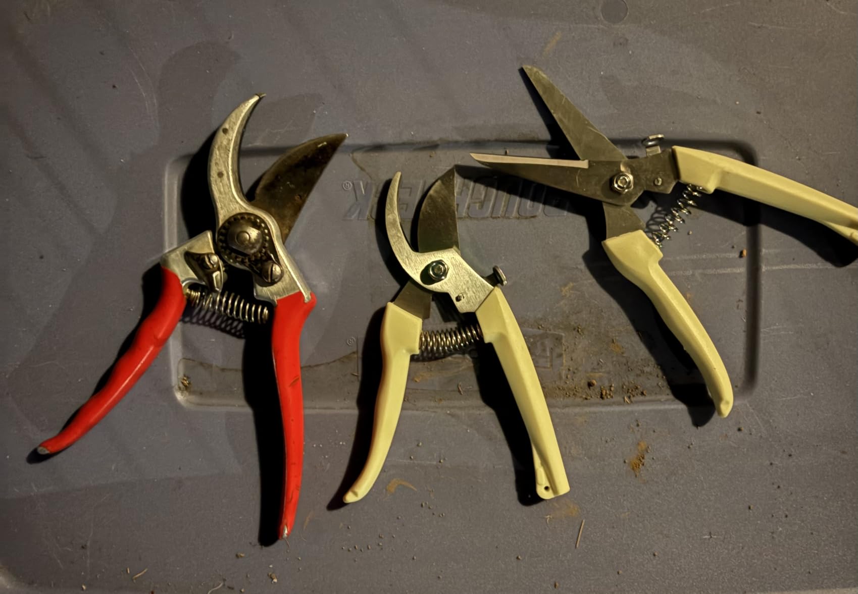 4PACK Pruning Shears, Stainless Steel Garden Shears, Sharp Handheld Gardening Scissors, Bypass & Straight Blade Garden Clippers for Plants, Flowers, Fruits Trees, Gardening Gifts for Women & Men customer photo 1