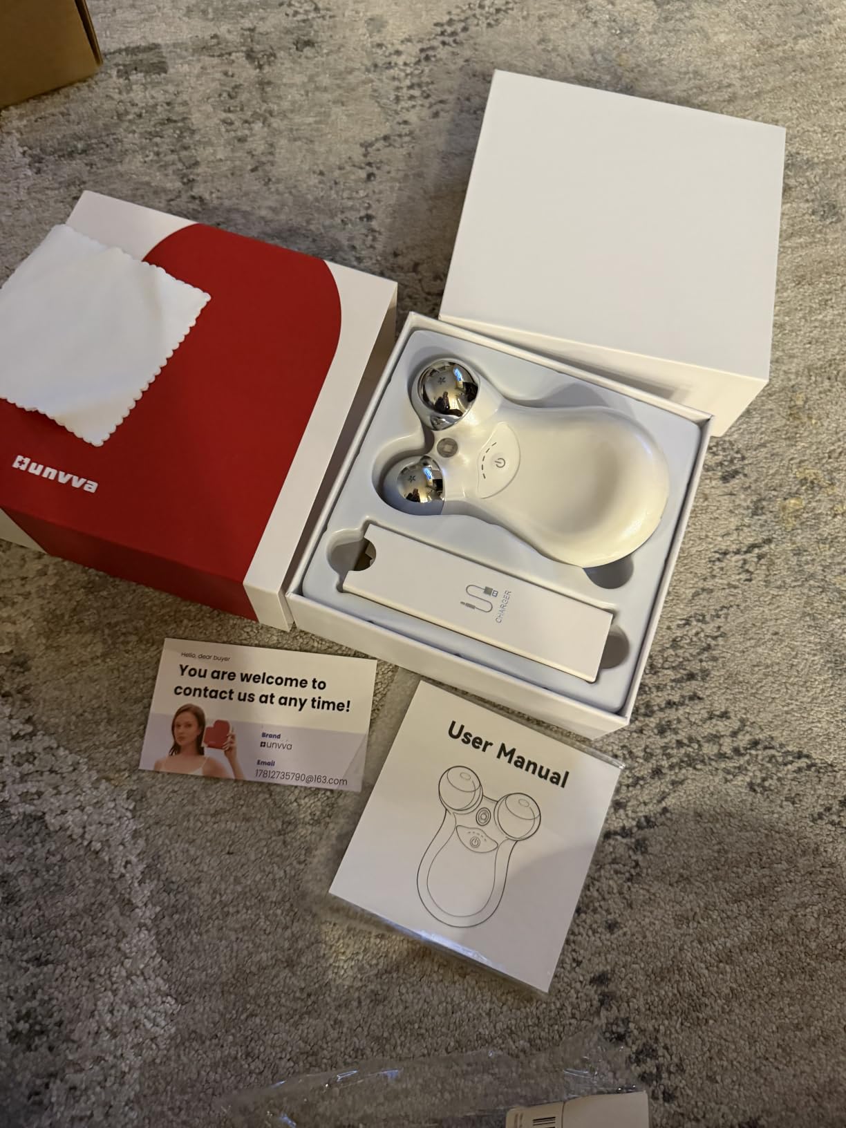 Microcurrent Facial Device,Latest Red Light Technology,Enhances The Ability to Lift The Face and Tighten The Skin,Facial Wrinkle Equipment,Smart Photon Micro-Current Device, Model:EP-300. customer photo 1