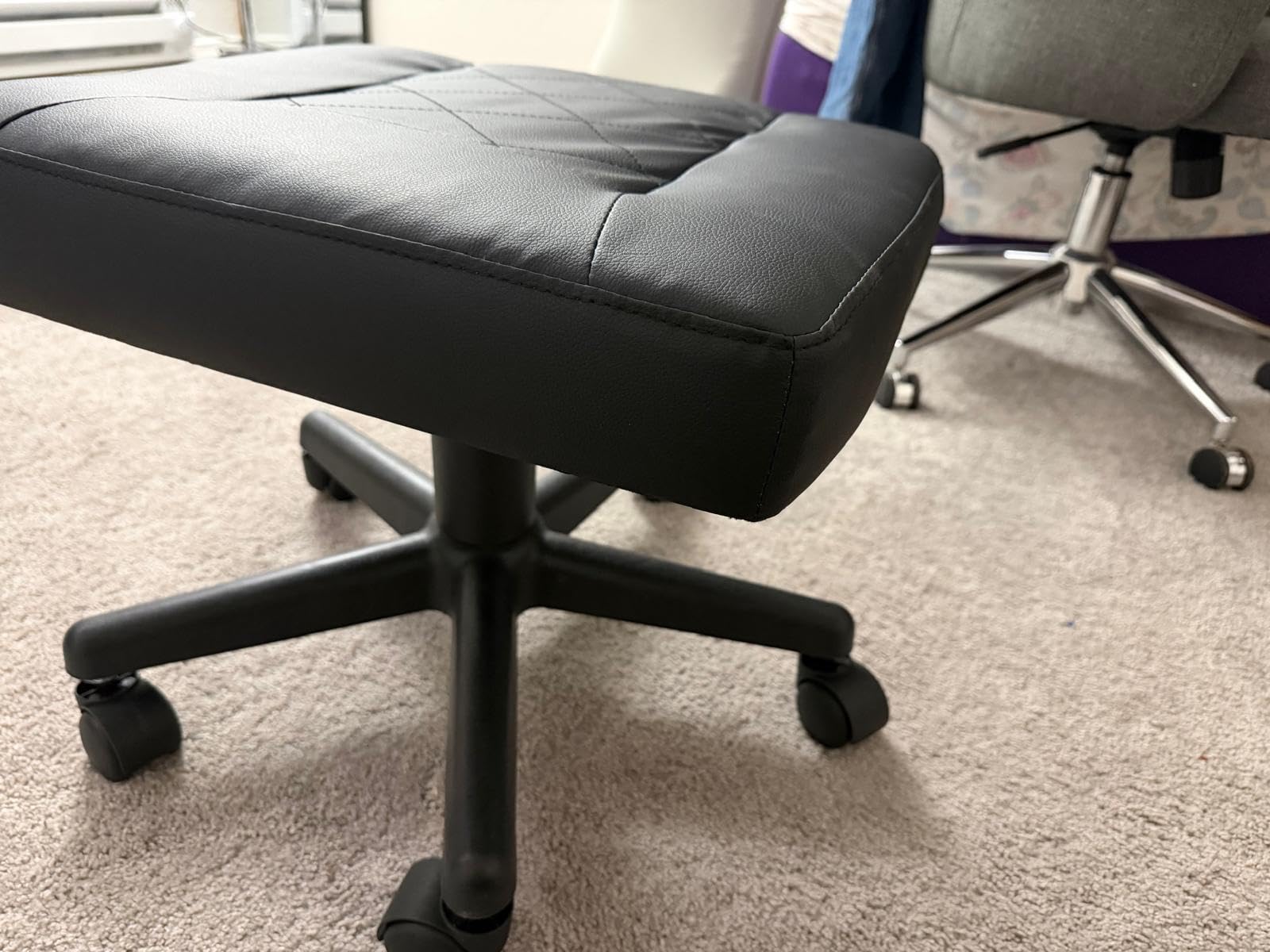 VECELO Under Desk Footrest, PU Ergonomic Foot Rest with Wheels, Comfort Padding, Height Adjustable for Relieving Leg Pain, Stiffness, Black customer photo 1