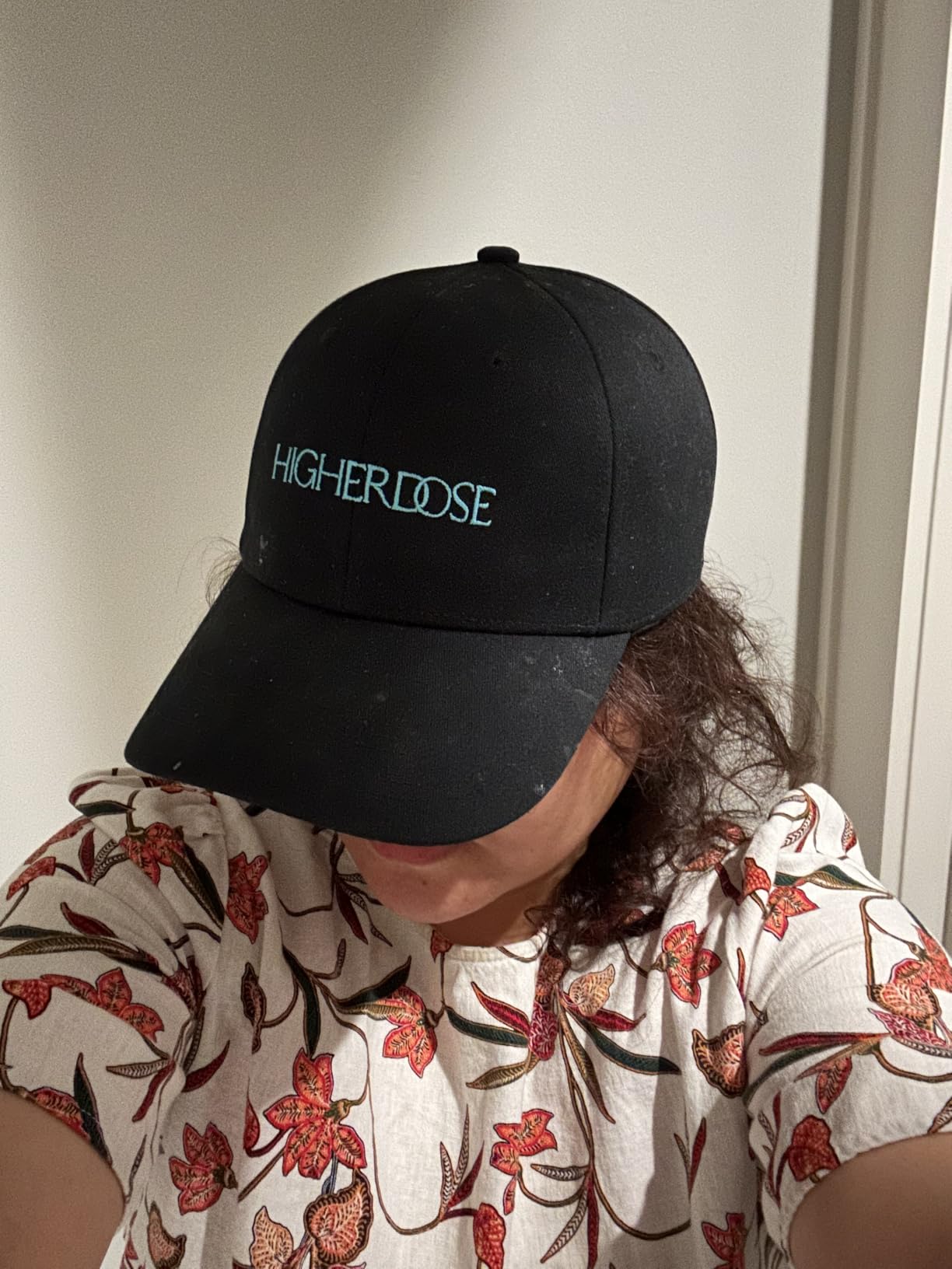 HigherDOSE Red Light Therapy Hat for Hair Growth - Cordless Red Light Cap to Support Scalp Health, Hair Regrowth at Home & Reduced Shedding - Rechargeable LED Hat Promotes Fuller Hair & Scalp Wellness customer photo 1