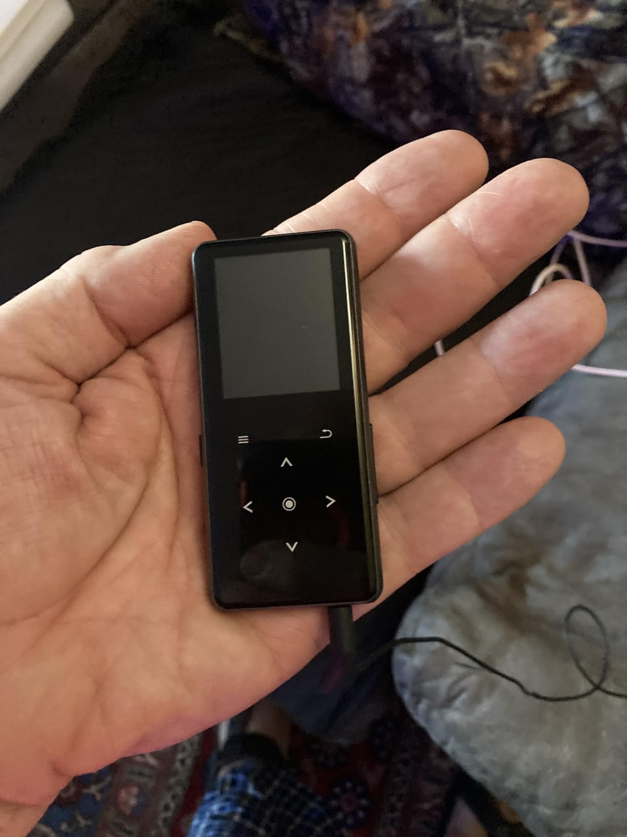 128GB MP3 Player with Bluetooth, Portable Music Player with Built-in Speaker, Enjoying Your Digital Music and Audiobooks Anytime,Includes FM Radio,Recorder,E-Book,and Comes with Earphones customer photo 2