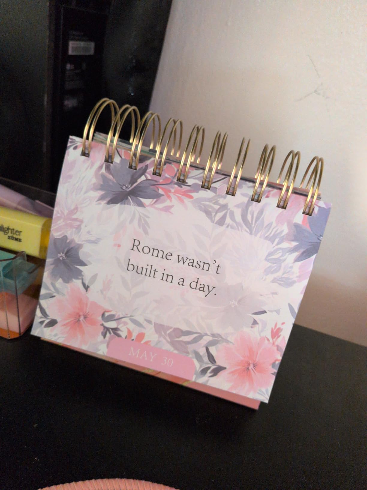 Daily Flip Calendar with Inspirational Quotes - Motivational Perpetual Calendar Desk Office Home Decor customer photo 2