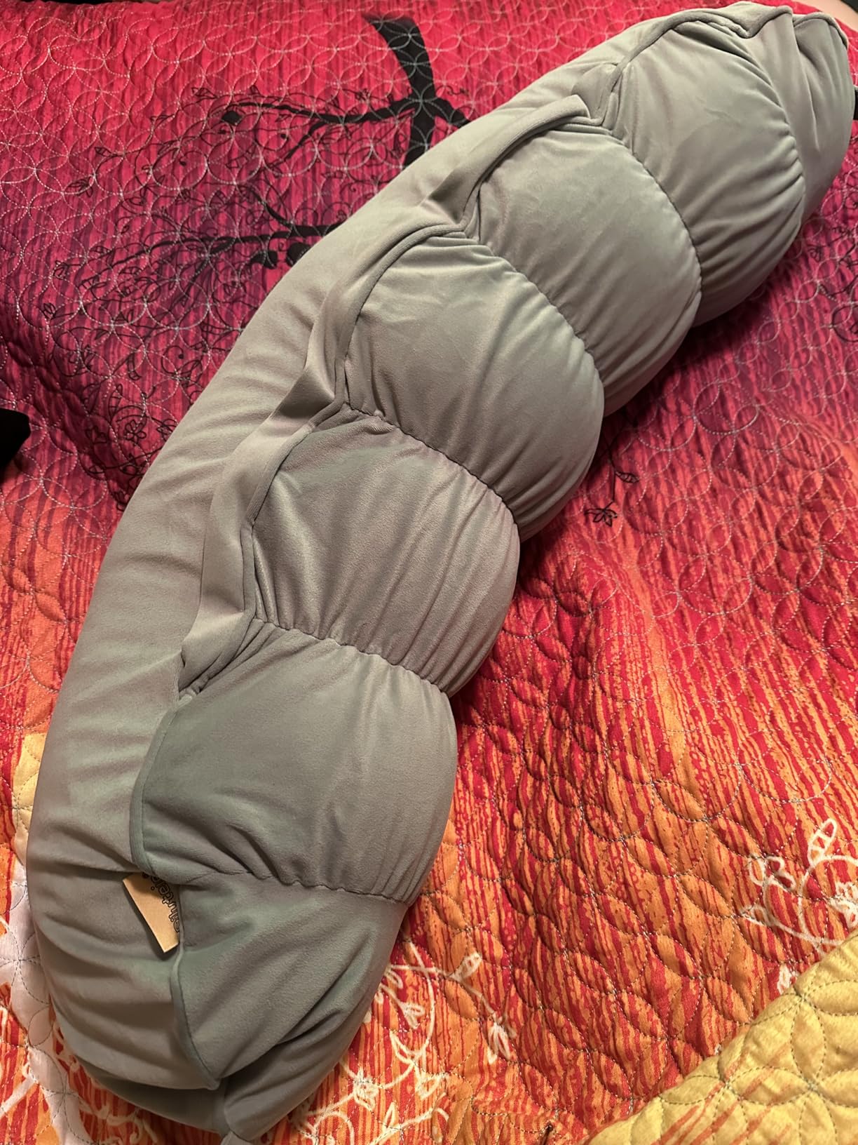 Peallow(Pat. Pend) - Long Round Body Pillow for Adults, Bolster Pillow for Sleeping, Soft and Supportive Pillow for Sleeping & Lumbar Support (Green-White, 29.5