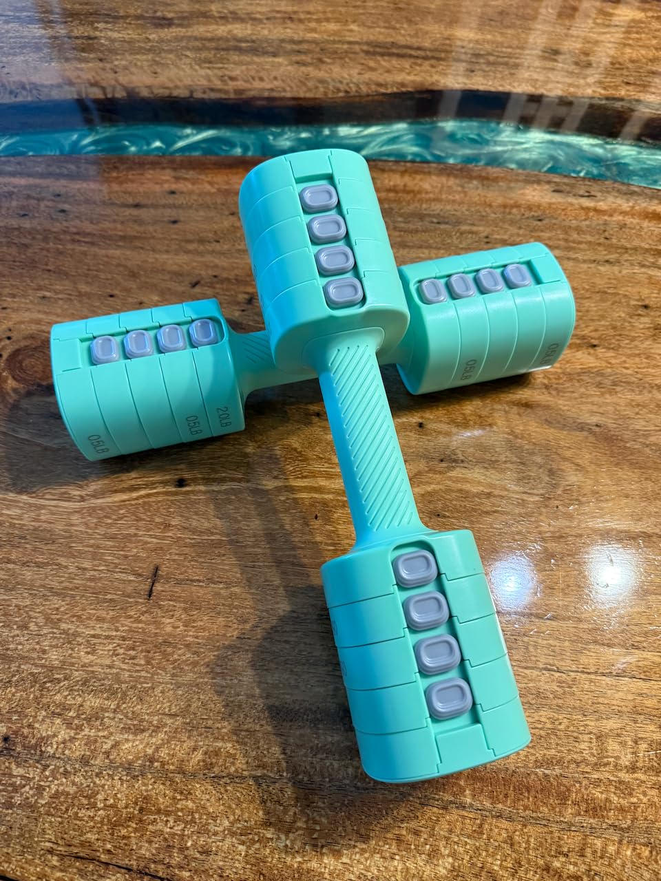 EAST MOUNT Adjustable Weight Dumbbells Set of 2, 8 in 1 Hand Weights for Women 2lb/3lb/4lb/5lb/6lb Dumbbell Weights Set 12 lbs/Pair Hand Weights for Home Office Gym Workout customer photo 2