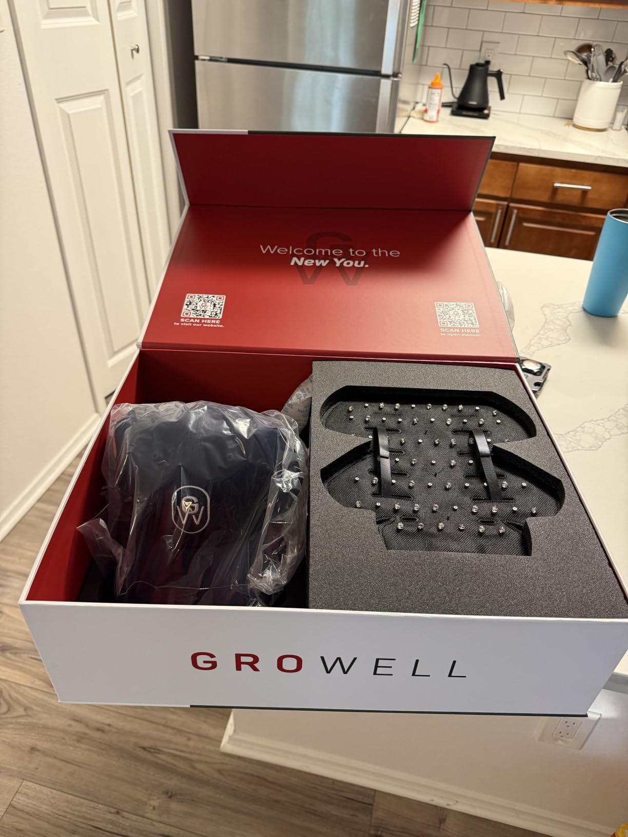 GroWell Red Light Therapy Hair Growth Cap - FDA Cleared Laser Treatment for Hair Regrowth and Reduced Shedding - LED & Laser Red Light Therapy Clinically Proven in Double-Blind Studies -Black customer photo 1