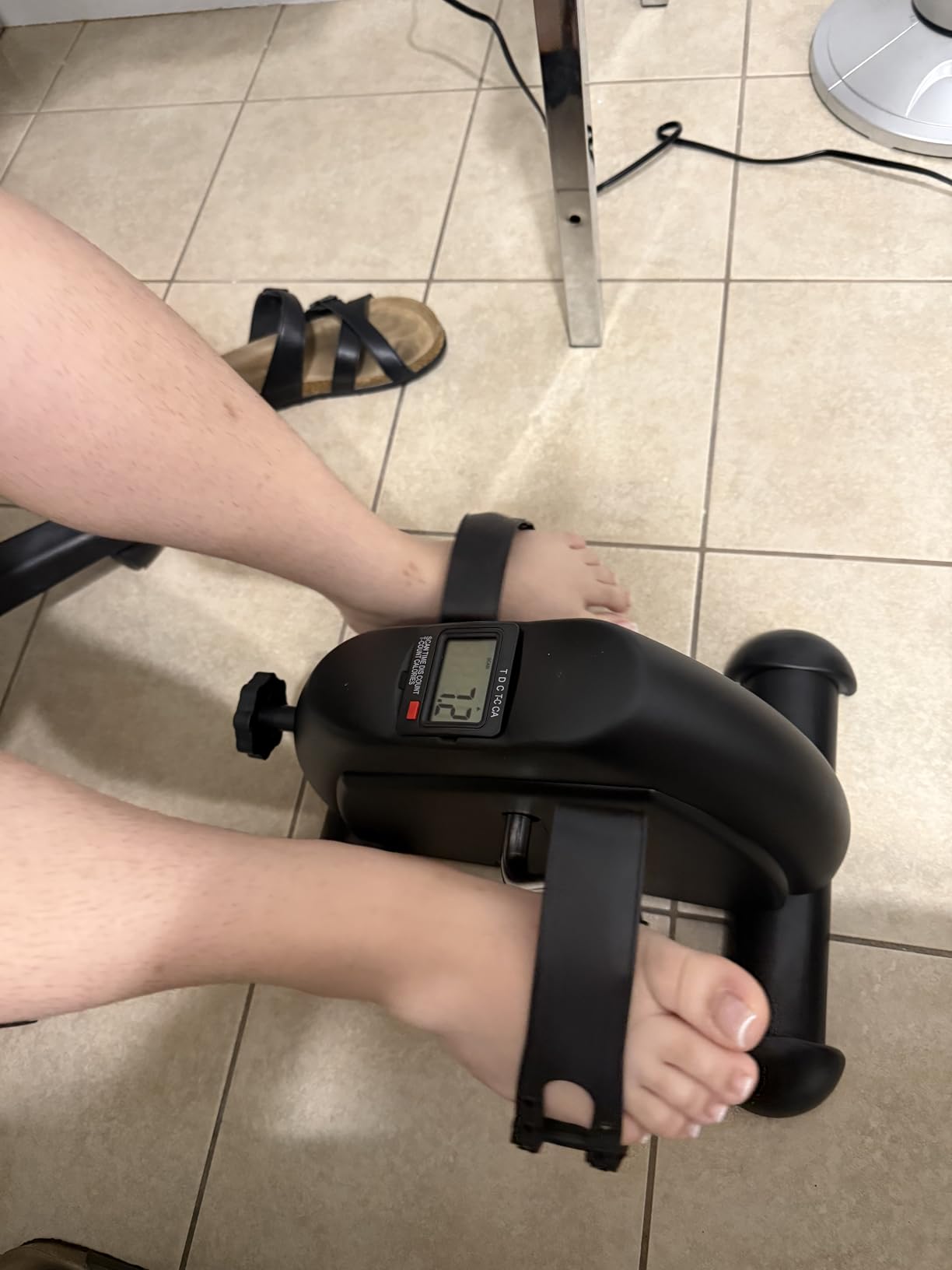 FITKS360 Under Desk Elliptical & Mini Exercise Bike - Seated Electric Leg Exerciser Under Table Oval Electric - Seniors Sit Exerciser Fully Assembled Pedal customer photo 2