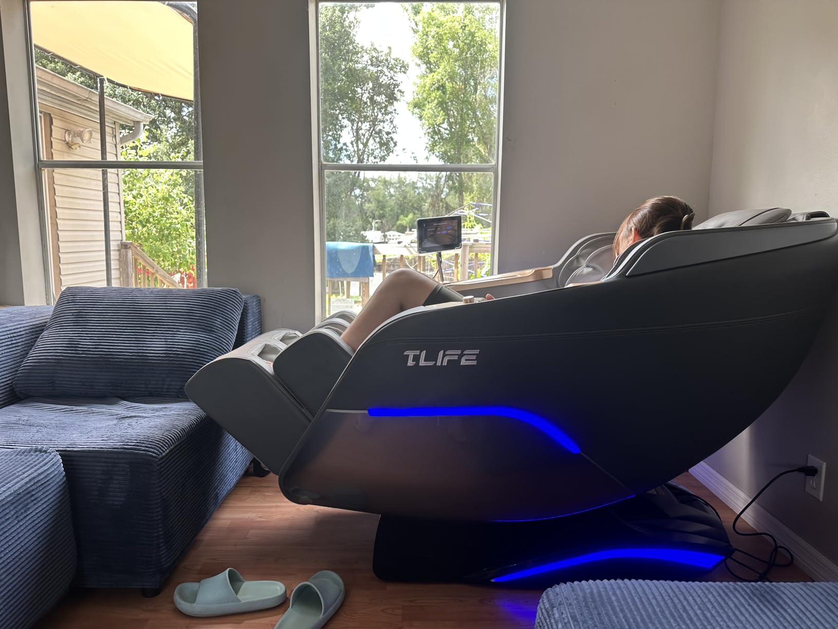 TLIFE Massage Chair Full Body, 160°Zero Gravity Recliner with Body Scan, 50