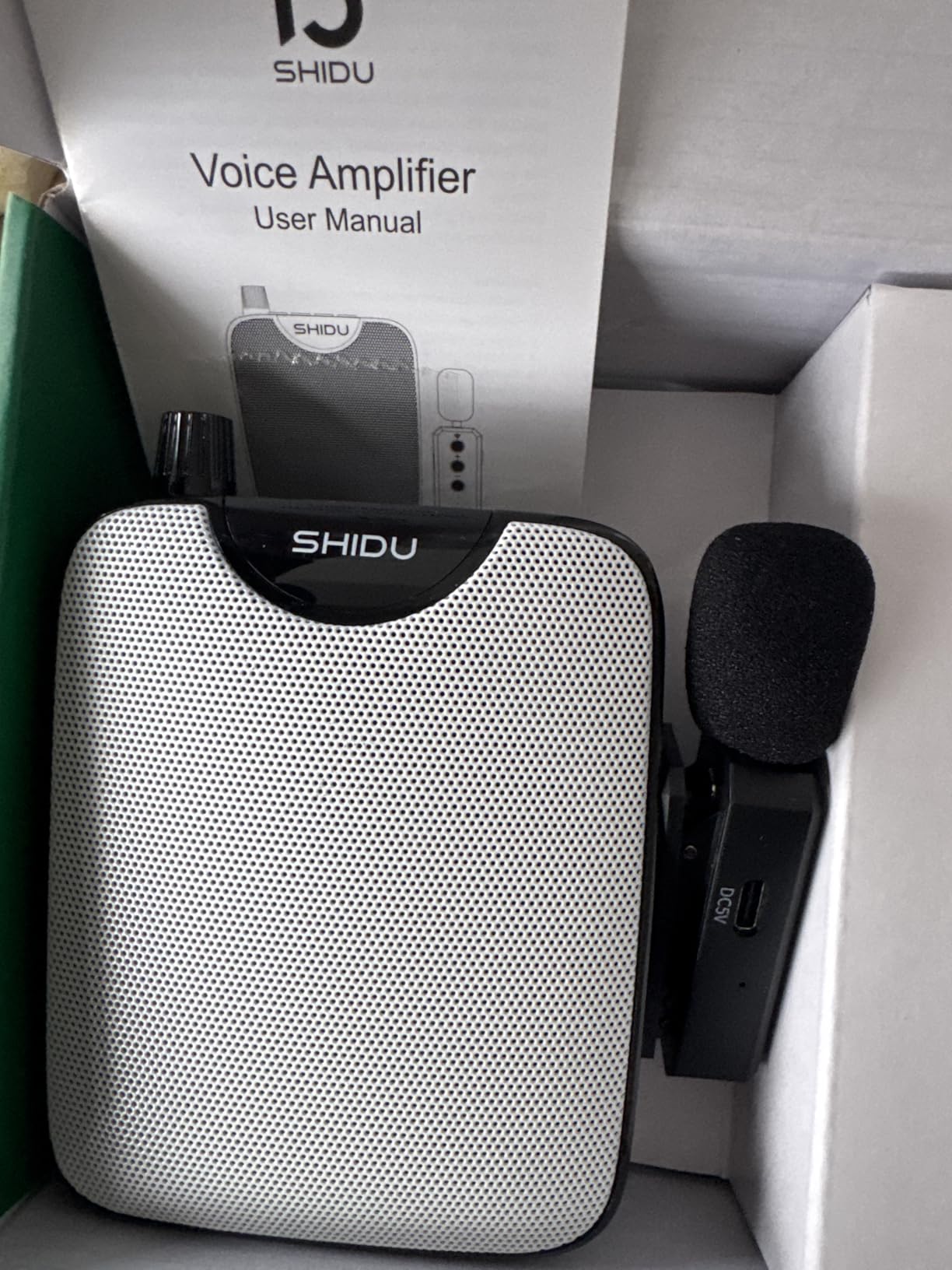 SHIDU 35W Voice Amplifier for Teachers Bluetooth Wireless Lavalier Mic | Portable Microphone and Speaker, Power Voice Amplifier Personal Clip on Microphone System for Tour Guides Fitness Instructors customer photo 1
