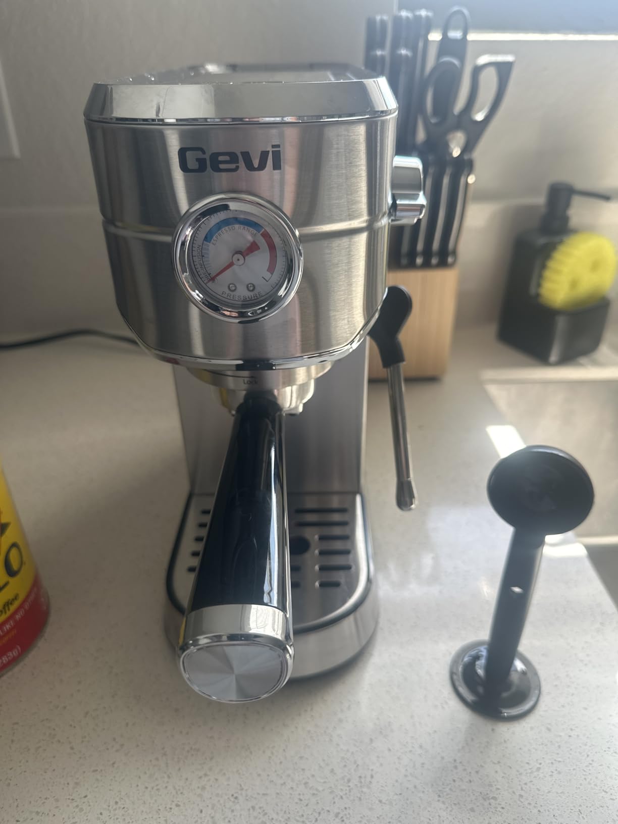 Gevi 20 Bar Compact Espresso Machine for Home, Built-in Pressure Gauge, Steam Wand, Easy to Clean customer photo 1