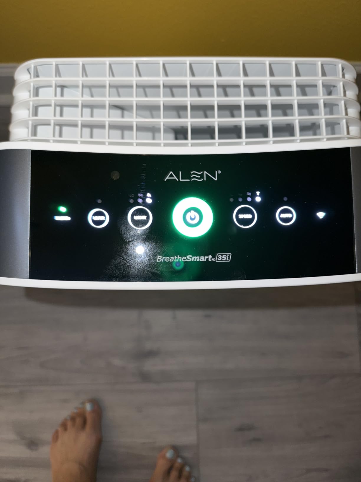 Alen 35i HEPA Air Purifier, Ultimate Filter, Covers 1,400 Sq Ft | For Odors, Mold, Smoke, Dust, Allergens, Viruses, Dander, Pet Fur with True HEPA filter. App to Control & Data customer photo 1