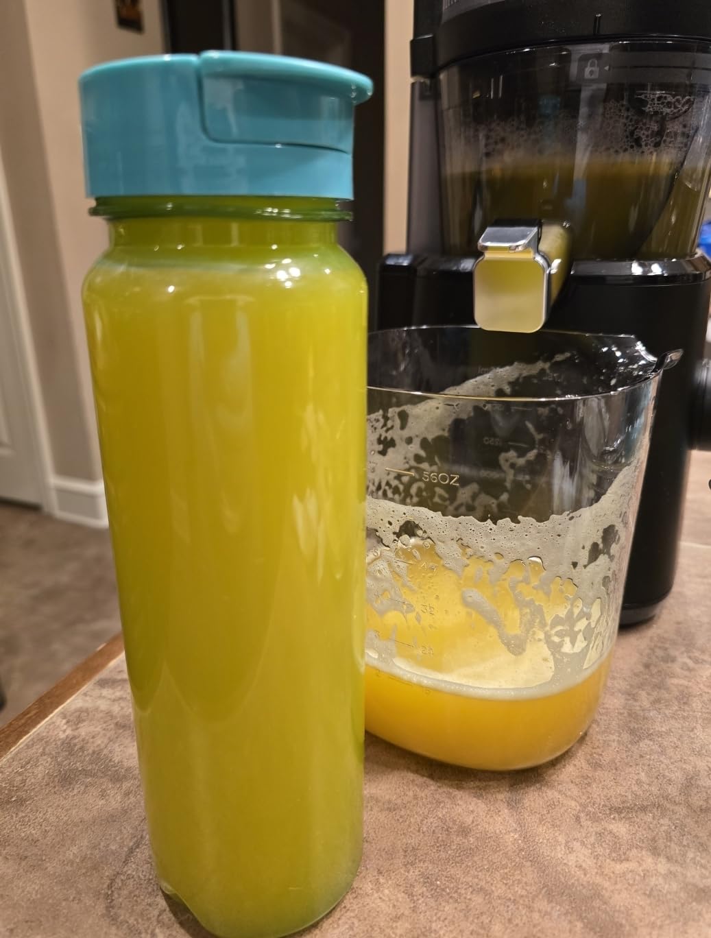 Nama J3 Compact Cold Press Juicer - Space Saving & Self Feeding for Hands-Free Operation - Lightweight, Portable Zero Waste Slow Masticating Juicer - Easy Cleanup & Assembly - White customer photo 2