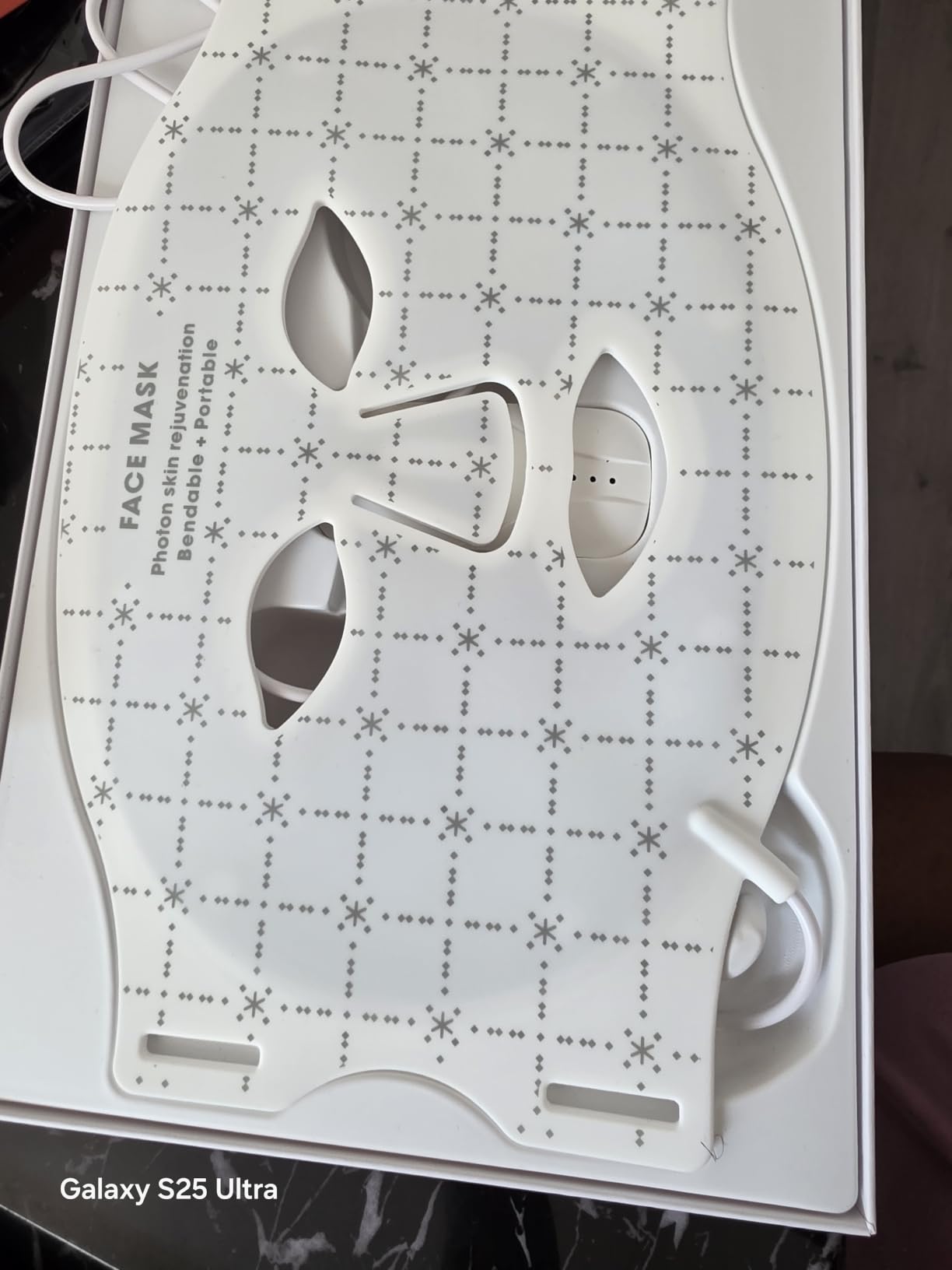 FDA-Cleared LED Light Therapy Mask, 7-Color Red Light Therapy for Face Anti-Aging, Wrinkle Reduction & Acne, Rechargeable Soft Silicone Home Skincare Device customer photo 1