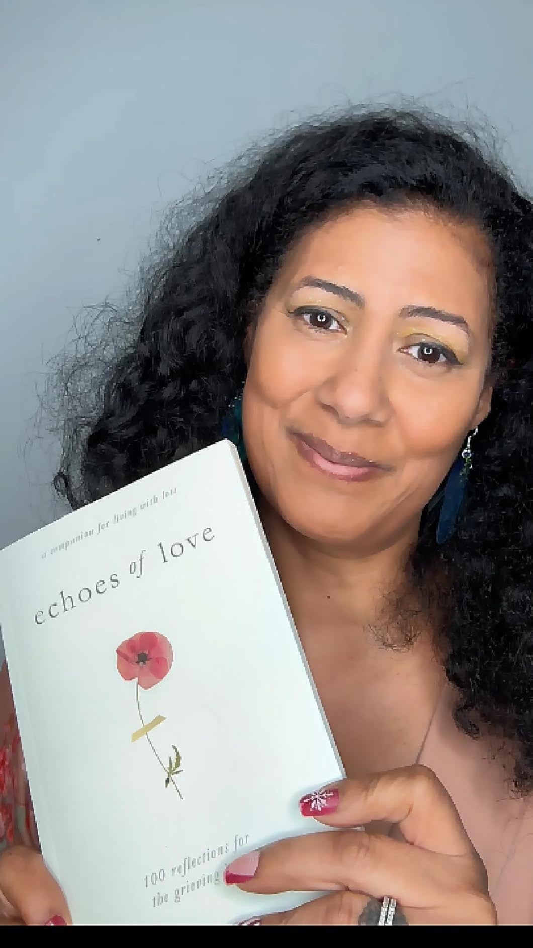 Echoes of Love: 100 Reflections for the Grieving Heart: Gentle Support for Grief and Life After the Loss of a Loved One customer photo 1
